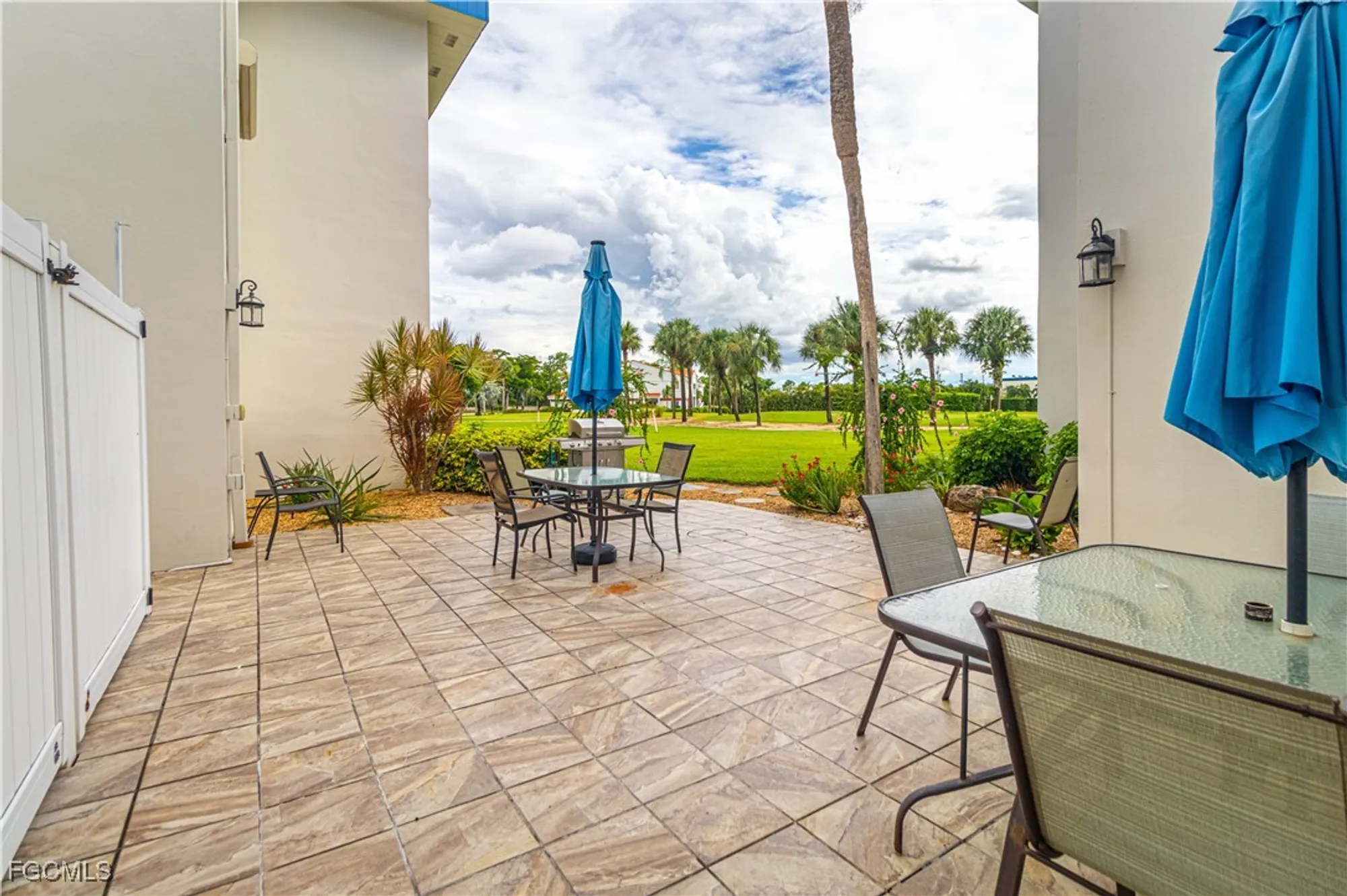 Property Slideshow image 11 of 33 | 1828 pine valley dr apt 110, Fort Myers, FL, 33907