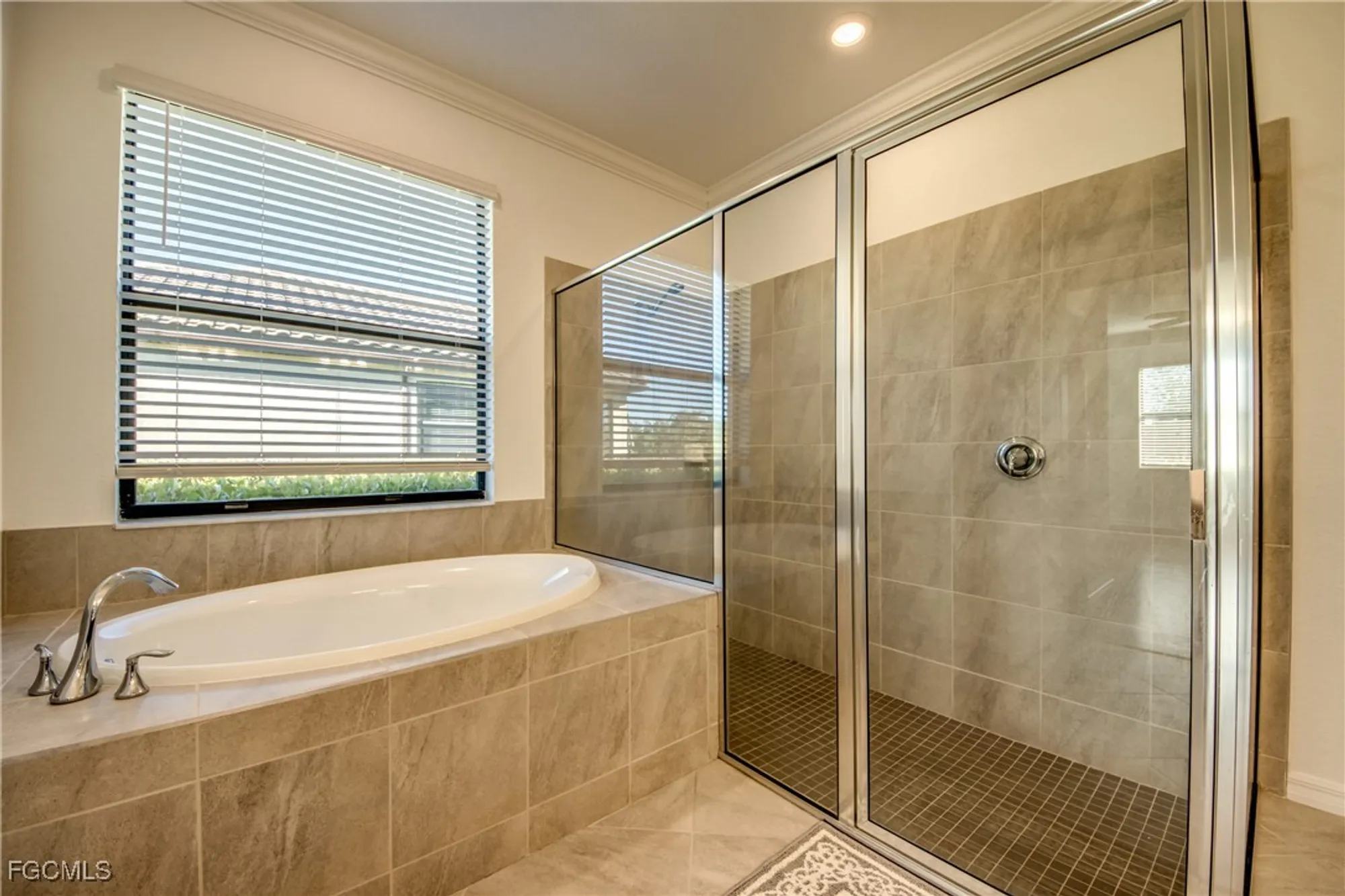 Property Slideshow image 21 of 50 | 19777 the place blvd, Estero, FL, 33928