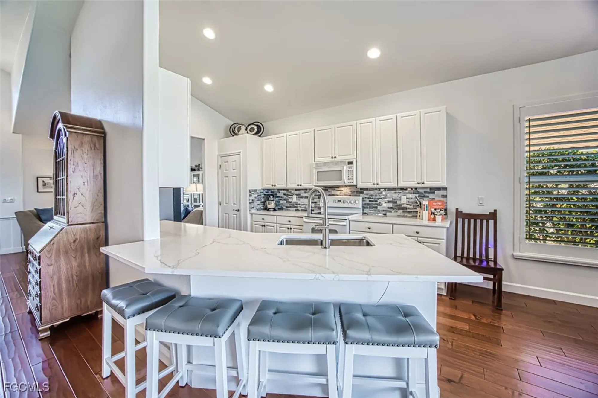 Property Slideshow image 17 of 50 | 9143 shadow glen way, Fort Myers, FL, 33913