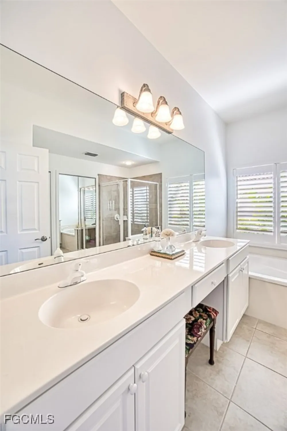 Property Slideshow image 29 of 50 | 9143 shadow glen way, Fort Myers, FL, 33913