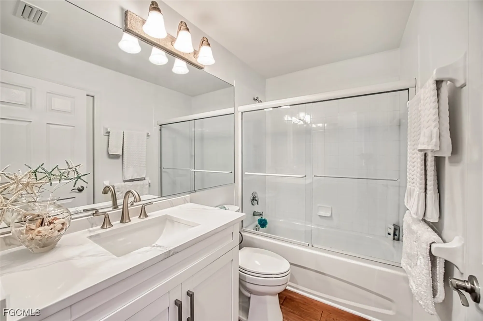 Property Slideshow image 32 of 50 | 9143 shadow glen way, Fort Myers, FL, 33913