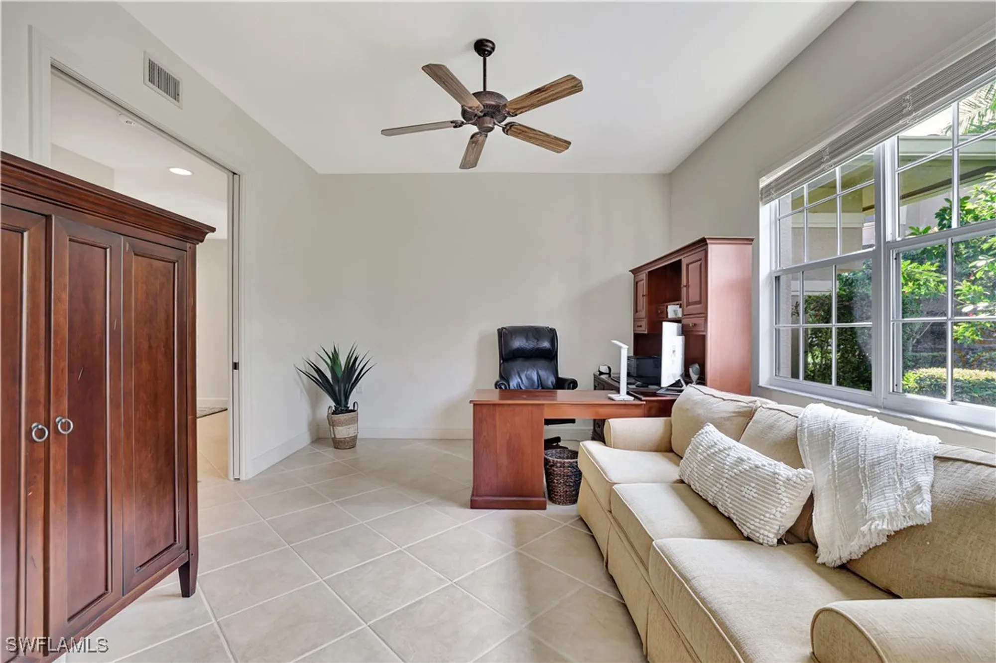 Property Slideshow image 12 of 24 | 721 regency reserve cir 5701, Naples, FL, 34119