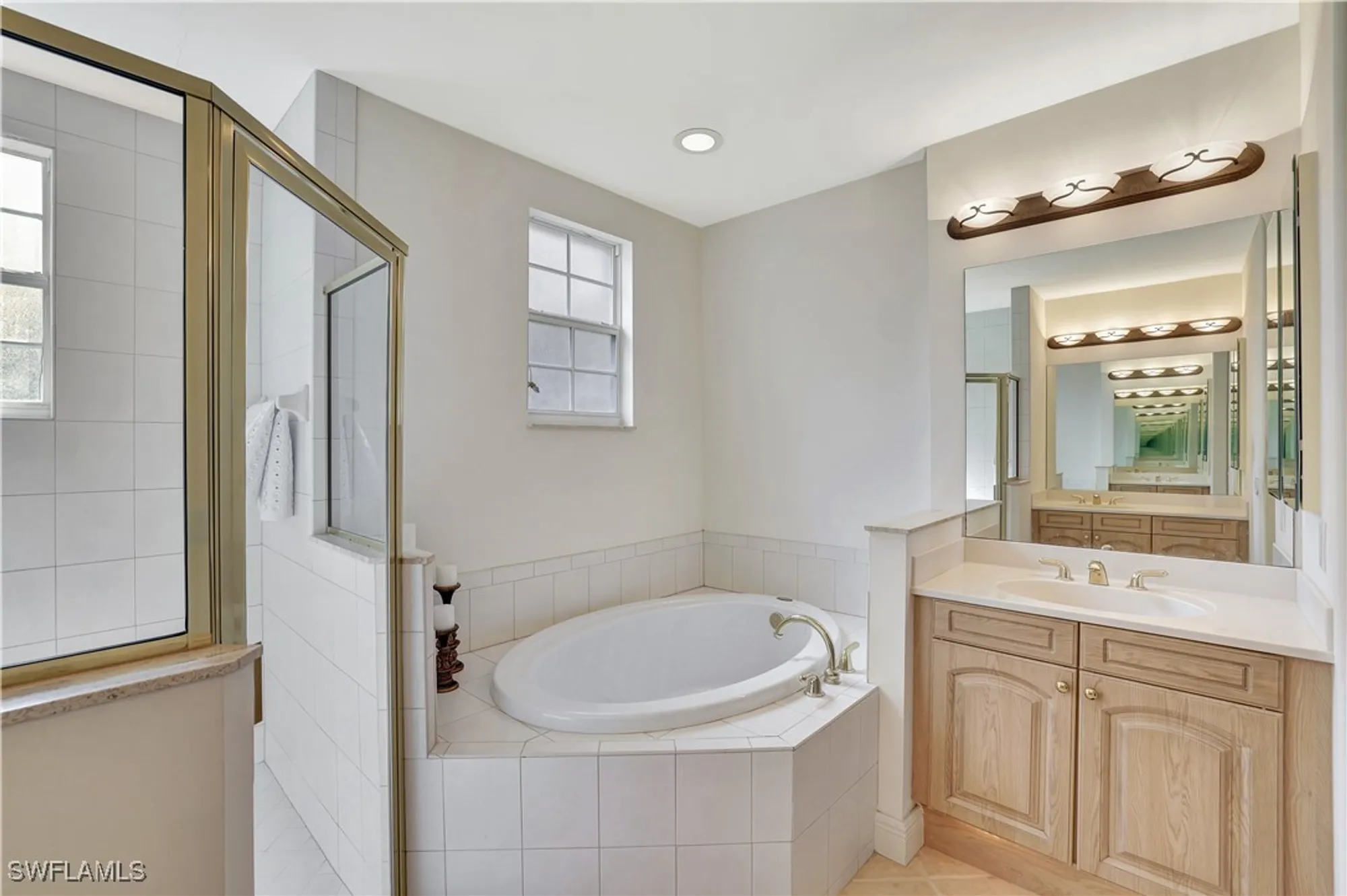 Property Slideshow image 8 of 24 | 721 regency reserve cir 5701, Naples, FL, 34119