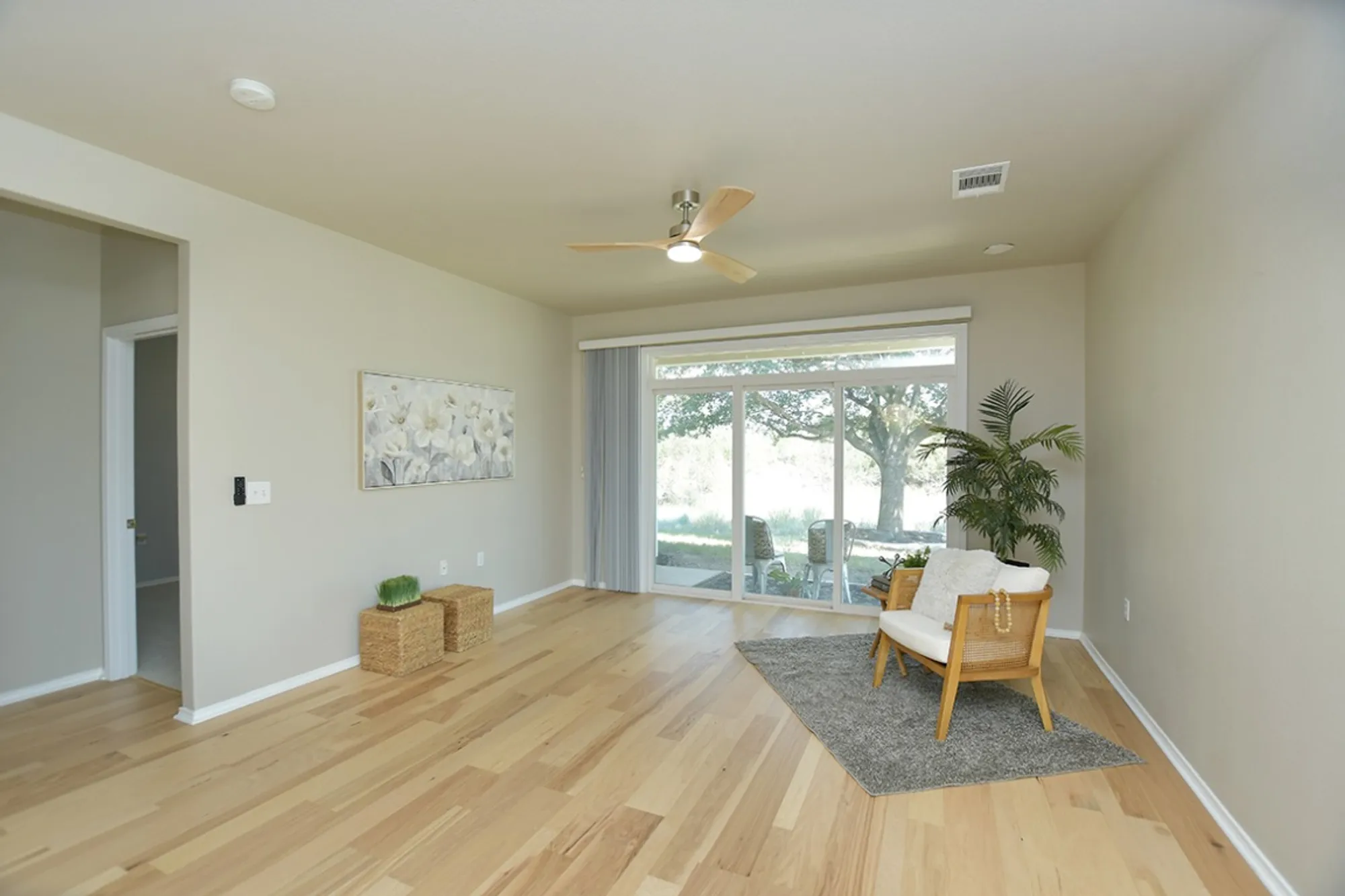 Property Slideshow image 16 of 27 | 143 dickens cir, Georgetown, TX, 78633