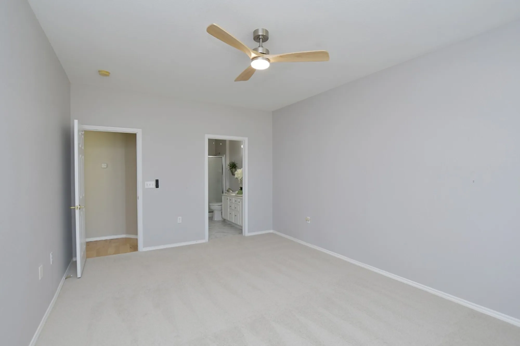 Property Slideshow image 18 of 27 | 143 dickens cir, Georgetown, TX, 78633