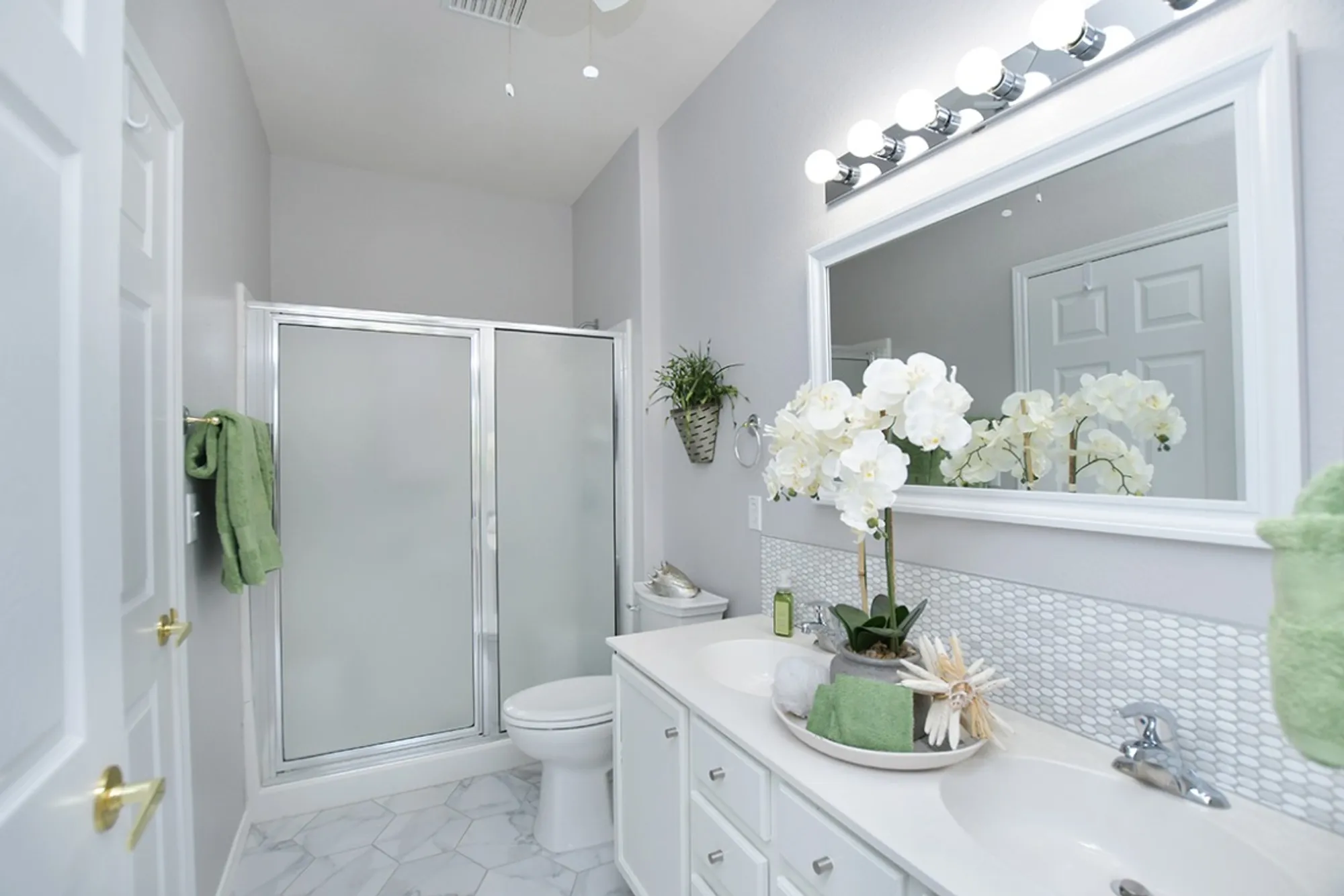 Property Slideshow image 19 of 27 | 143 dickens cir, Georgetown, TX, 78633