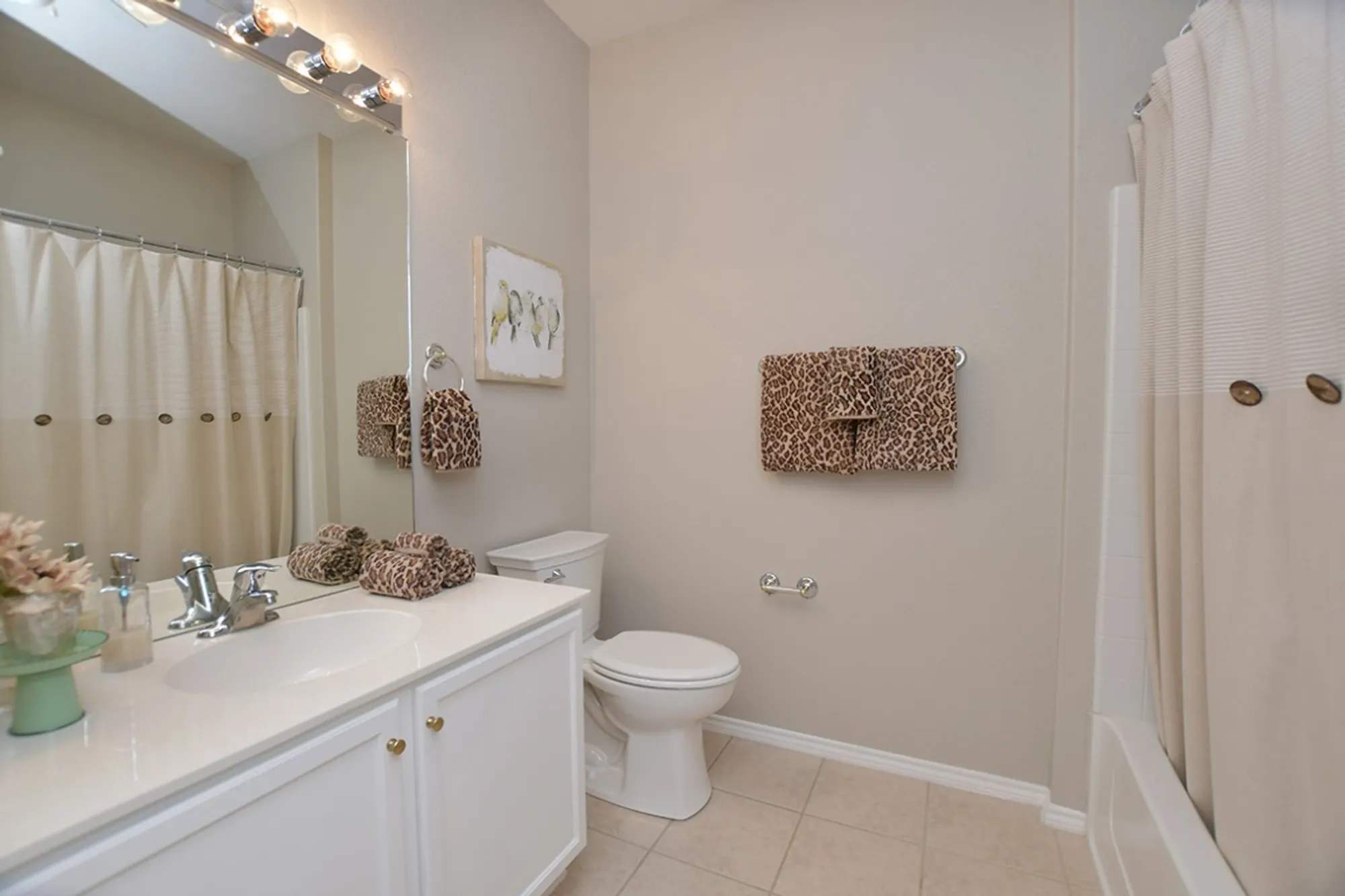 Property Slideshow image 24 of 27 | 143 dickens cir, Georgetown, TX, 78633