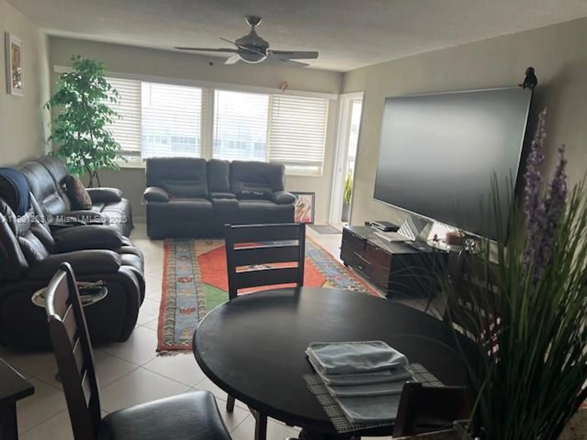 Property Slideshow image 4 of 9 | 330 se 2nd st apt 503e, Hallandale Beach, FL, 33009