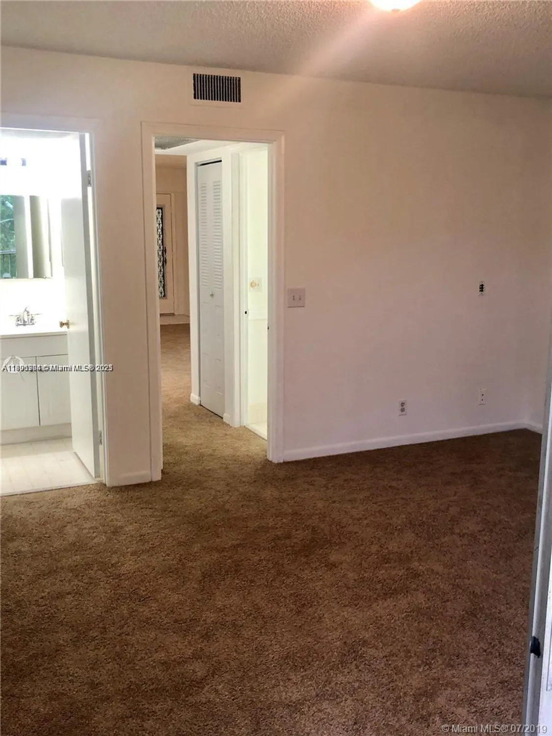 Property Slideshow image 6 of 8 | 400 sw 134th way apt 406f, Pembroke Pines, FL, 33027