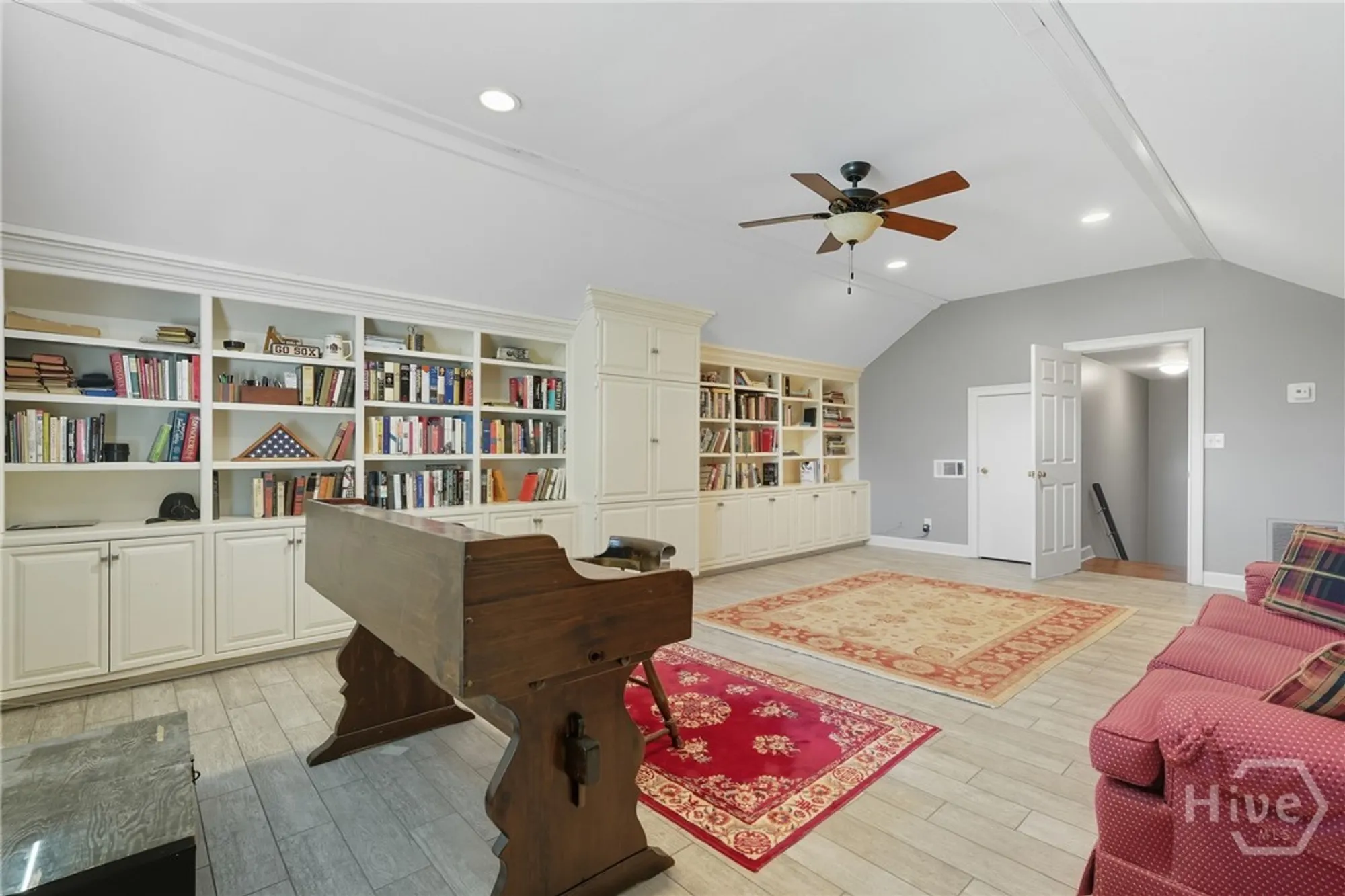 Property Slideshow image 32 of 47 | 1 seawatch dr, Savannah, GA, 31411