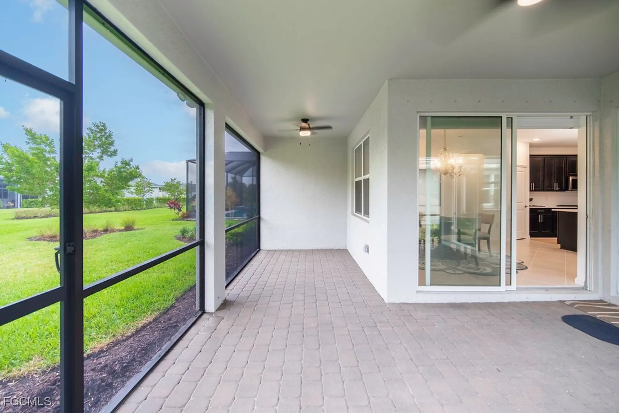 Property Slideshow image 16 of 29 | 17578 winding oak ln, North Fort Myers, FL, 33917