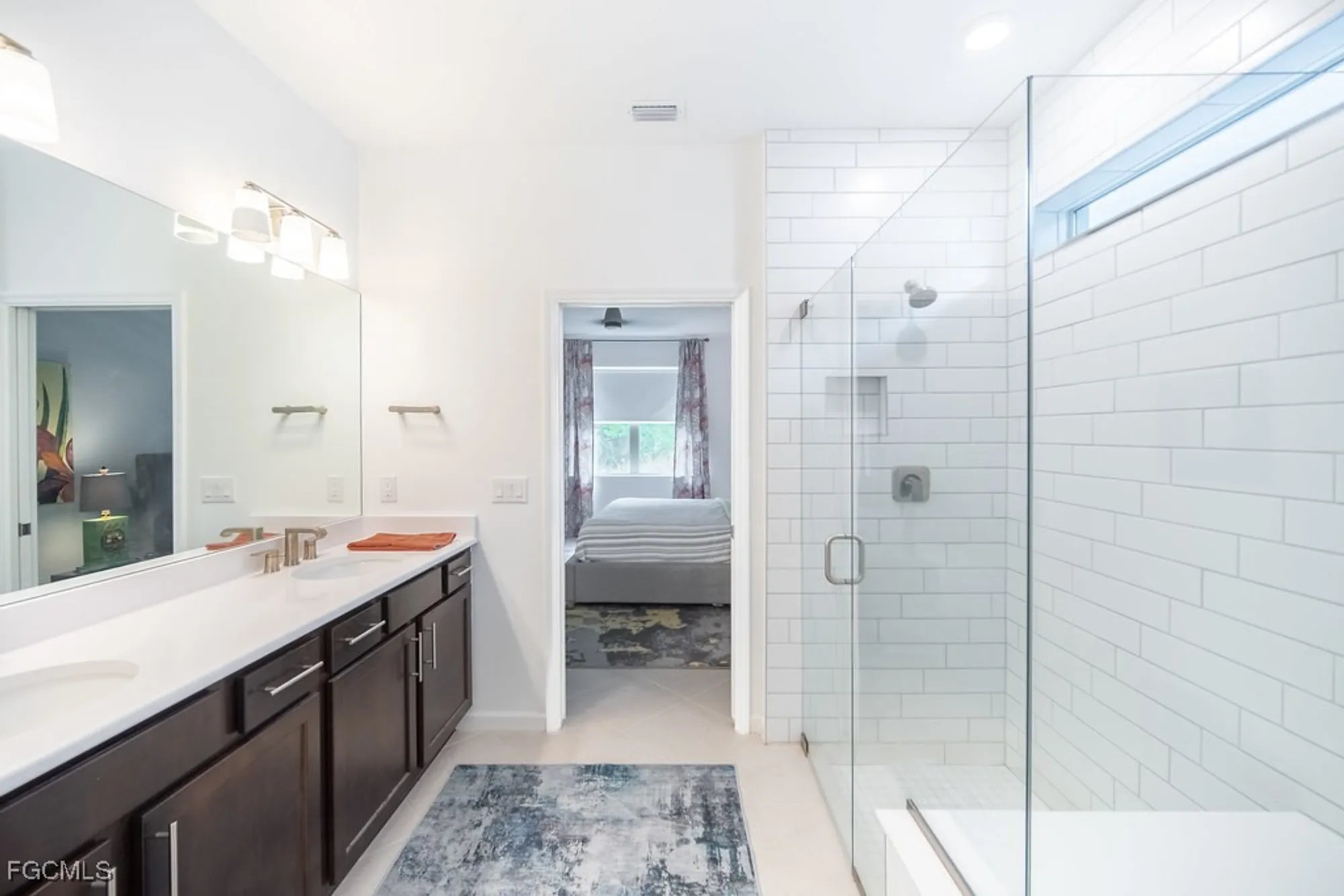 Property Slideshow image 10 of 29 | 17578 winding oak ln, North Fort Myers, FL, 33917