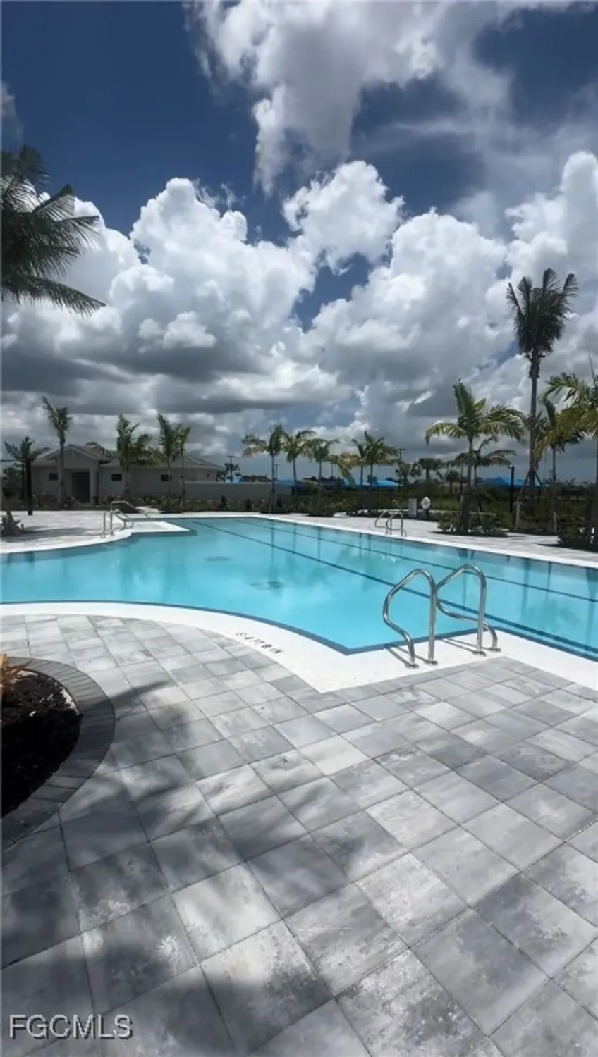 Property Slideshow image 27 of 29 | 17578 winding oak ln, North Fort Myers, FL, 33917