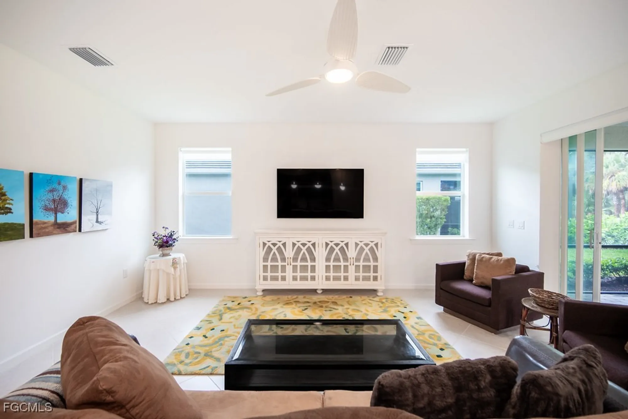 Property Slideshow image 6 of 29 | 17578 winding oak ln, North Fort Myers, FL, 33917