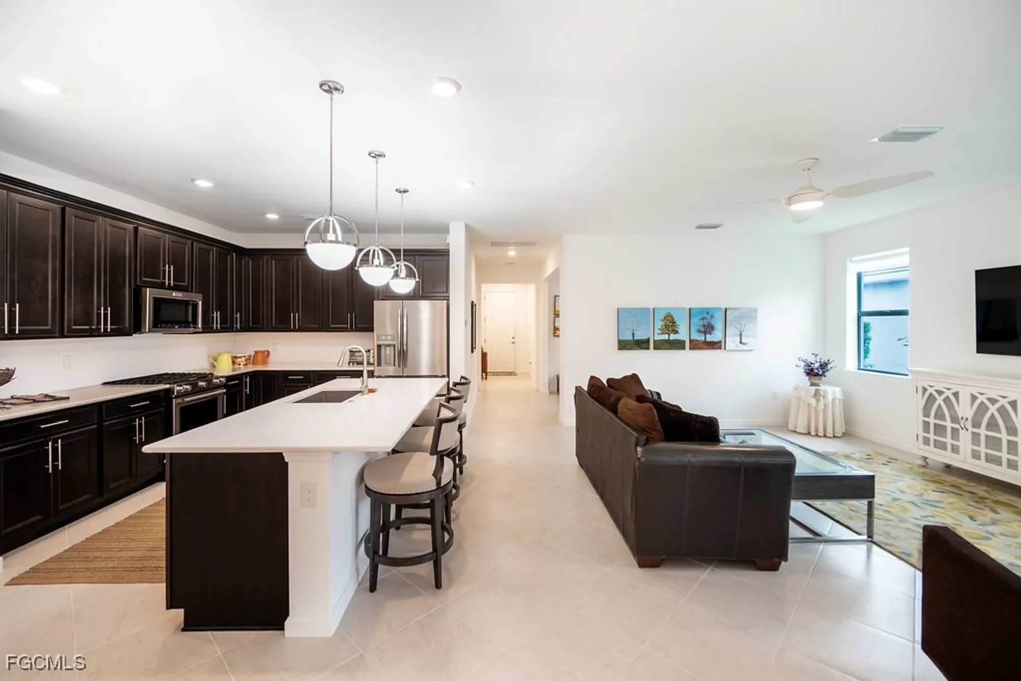 Property Slideshow image 8 of 29 | 17578 winding oak ln, North Fort Myers, FL, 33917