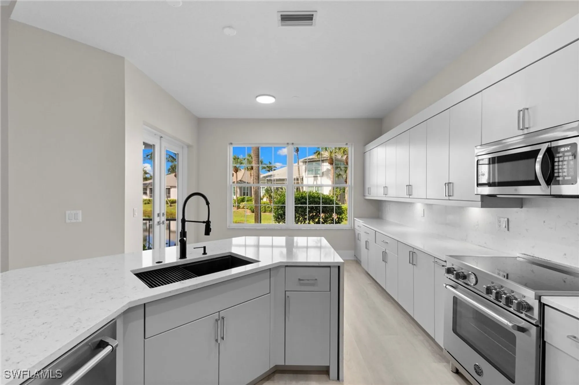 Property Slideshow image 5 of 32 | 27025 shell ridge cir, Bonita Springs, FL, 34134