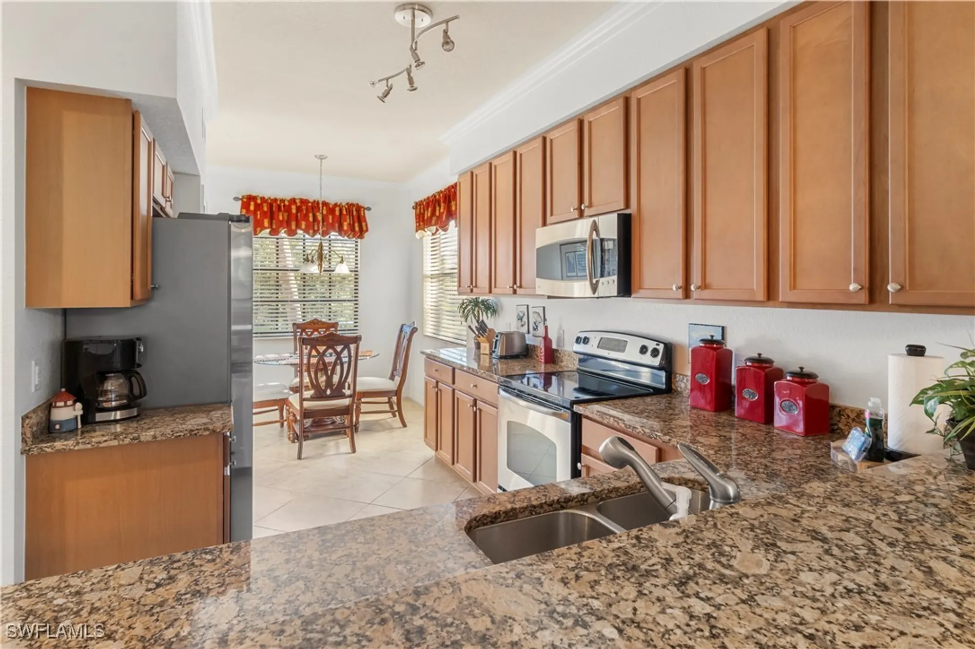 Property Slideshow image 1 of 38 | 9715 acqua ct 121, Naples, FL, 34113