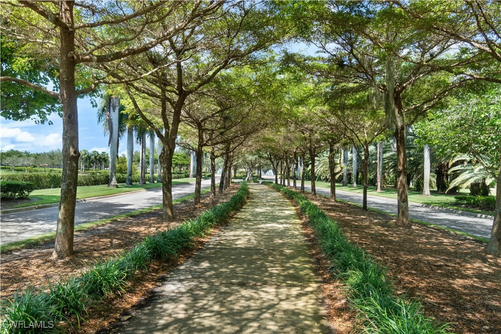 Property Slideshow image 26 of 38 | 9715 acqua ct 121, Naples, FL, 34113