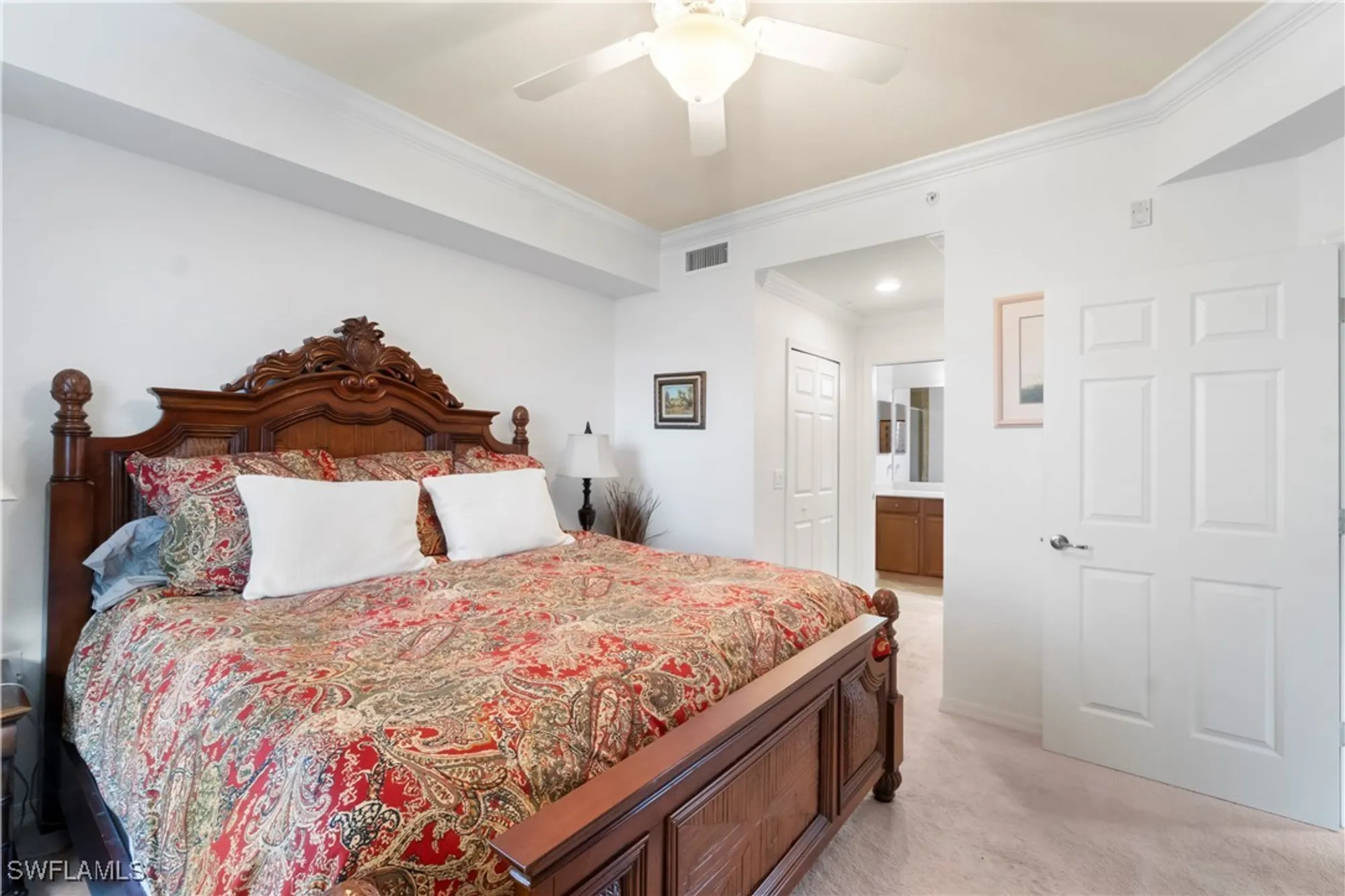 Property Slideshow image 9 of 38 | 9715 acqua ct 121, Naples, FL, 34113