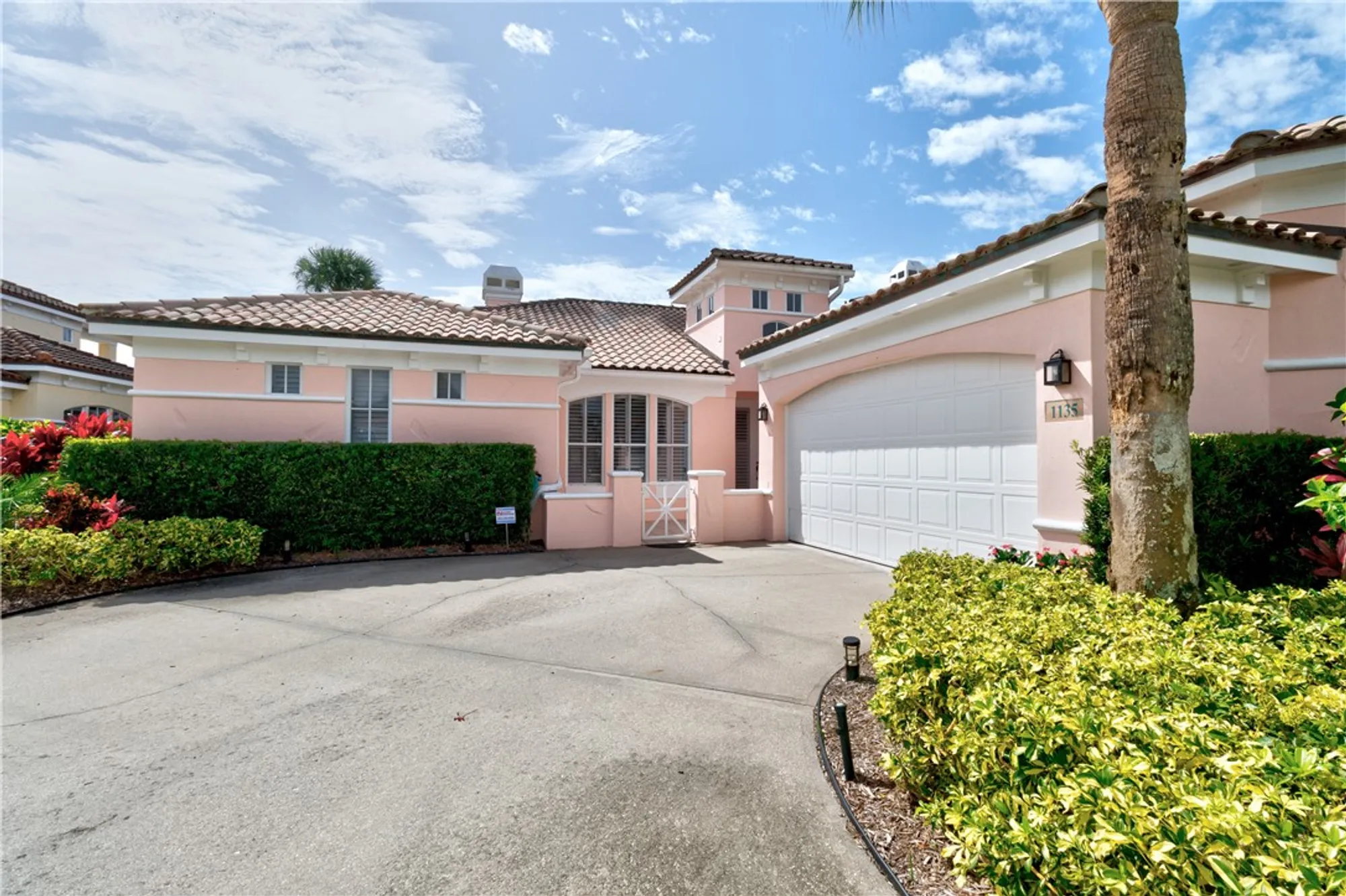 Property Slideshow image 2 of 36 | 1135 harbor links cir, Vero Beach, FL, 32967
