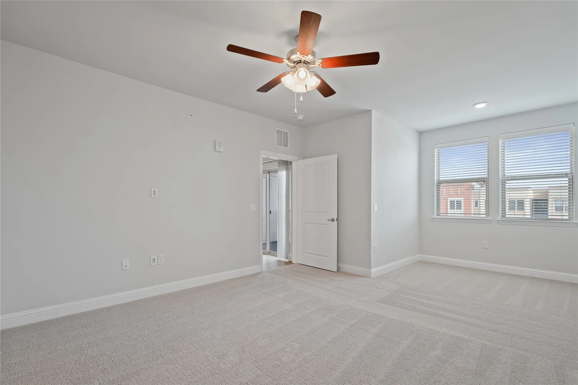 Property Slideshow image 9 of 21 | 651 n watters rd apt 3405, Allen, TX, 75013