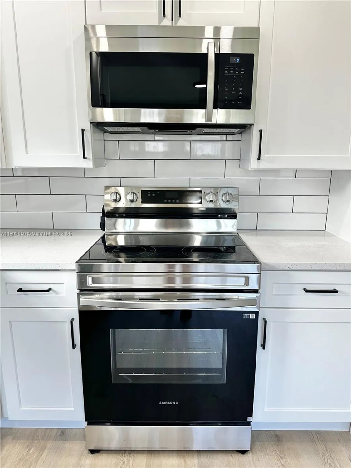 Property Slideshow image 15 of 39 | 213 oakridge n # 213, Deerfield Beach, FL, 33442