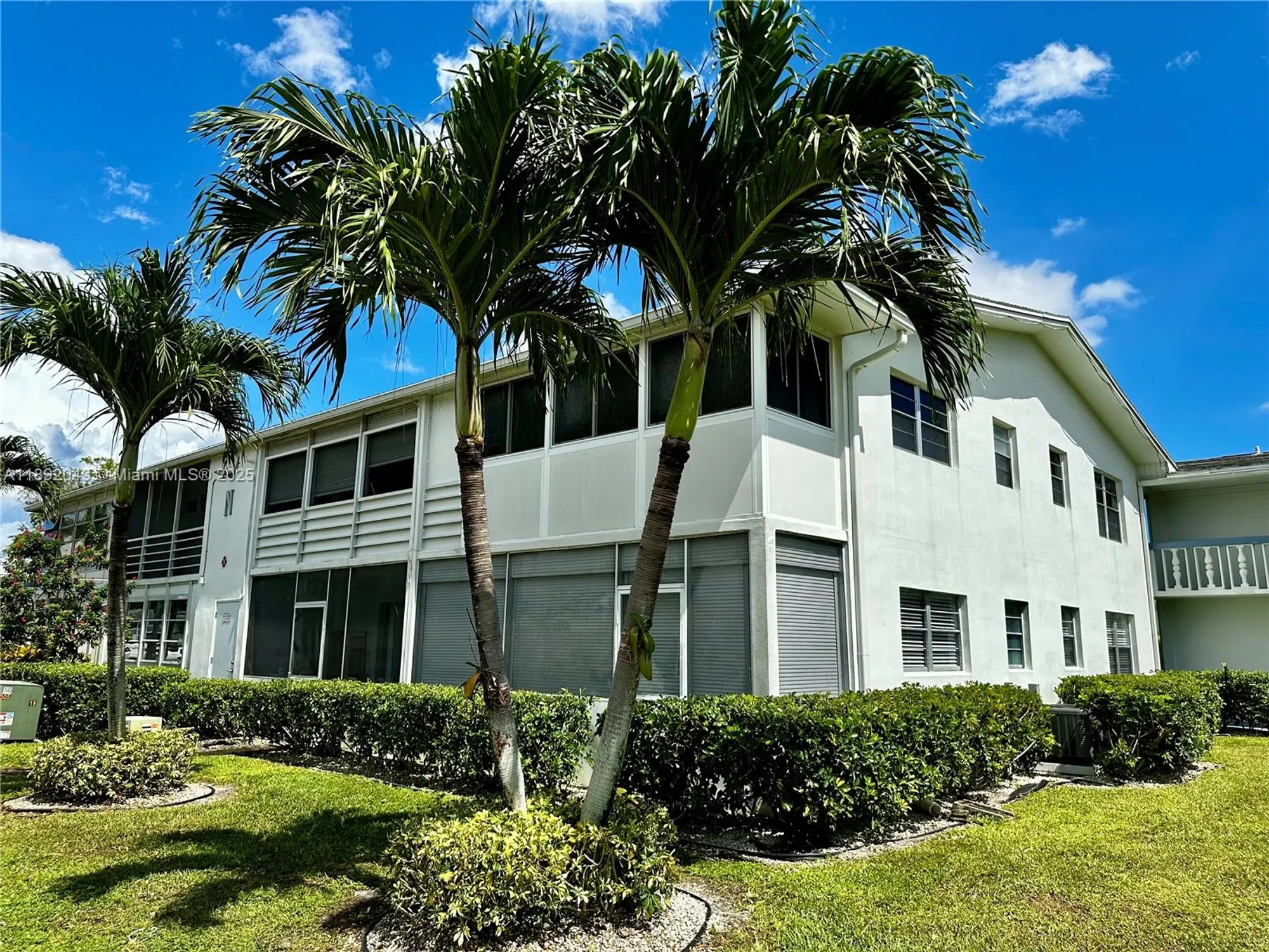Property Slideshow image 28 of 39 | 213 oakridge n # 213, Deerfield Beach, FL, 33442