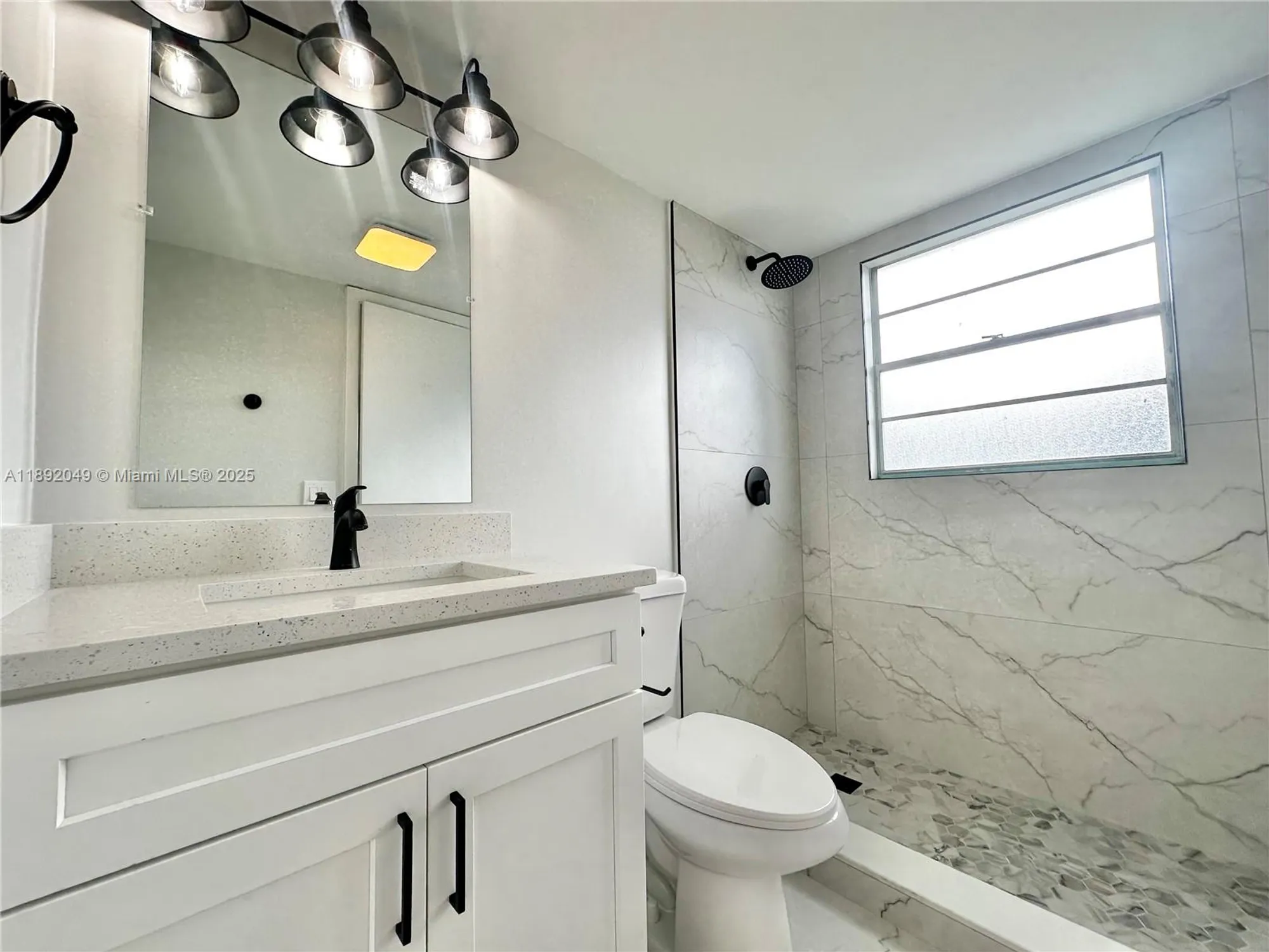 Property Slideshow image 7 of 39 | 213 oakridge n # 213, Deerfield Beach, FL, 33442