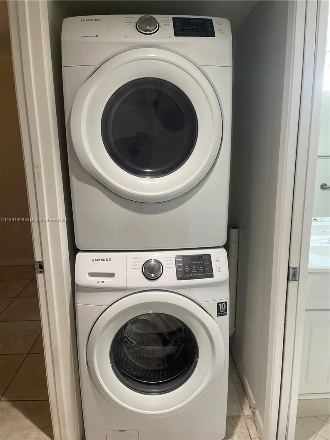 Property Slideshow image 15 of 27 | 800 sw 142nd ave apt 104n, Pembroke Pines, FL, 33027