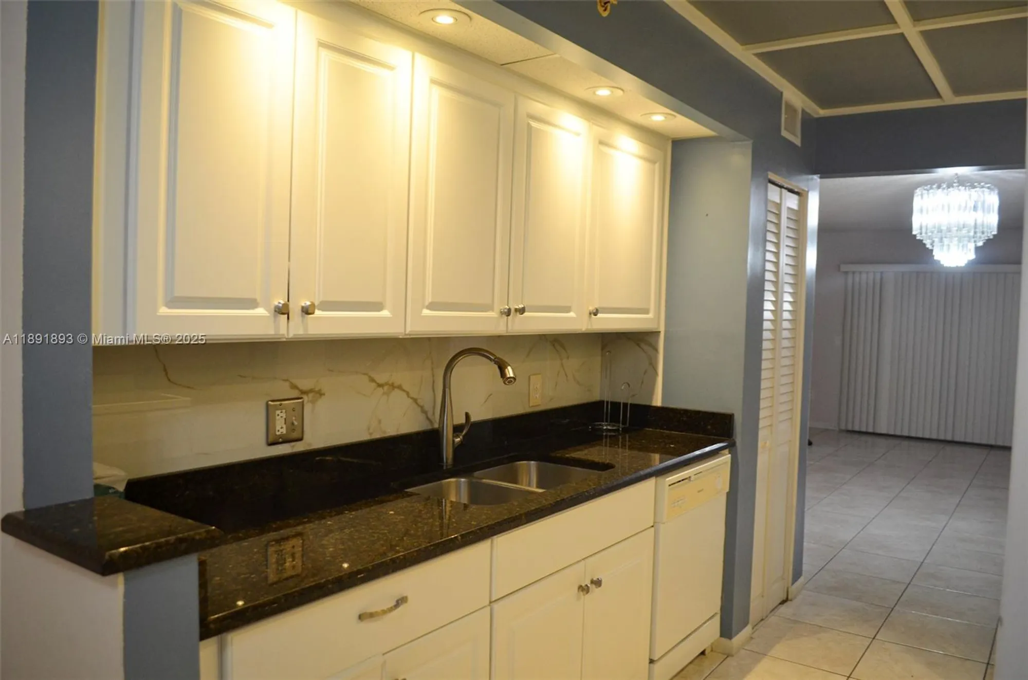 Property Slideshow image 12 of 27 | 800 sw 142nd ave apt 104n, Pembroke Pines, FL, 33027
