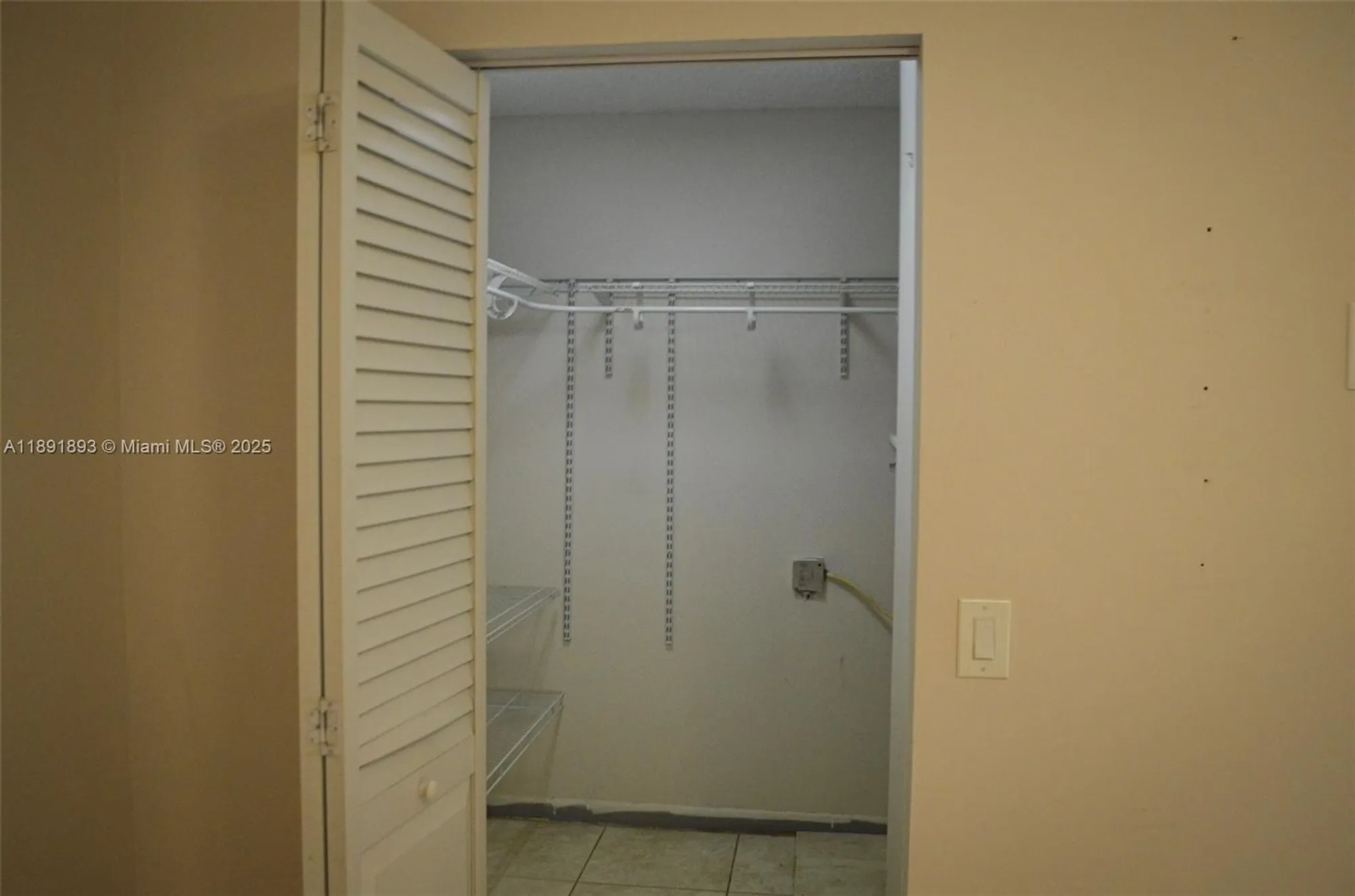 Property Slideshow image 27 of 27 | 800 sw 142nd ave apt 104n, Pembroke Pines, FL, 33027