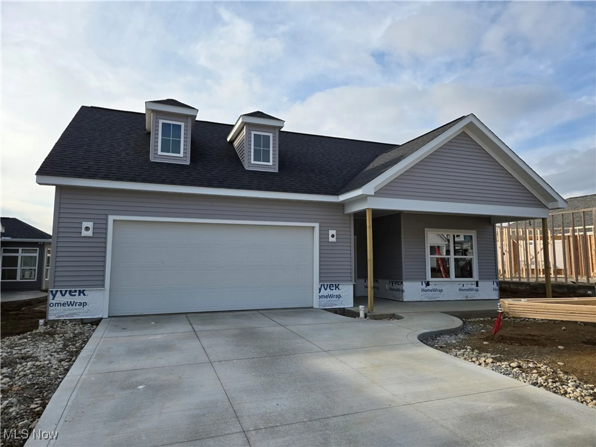 Property Slideshow image 2 of 9 | 4328 evergreen ct # 52, Green, OH, 44720