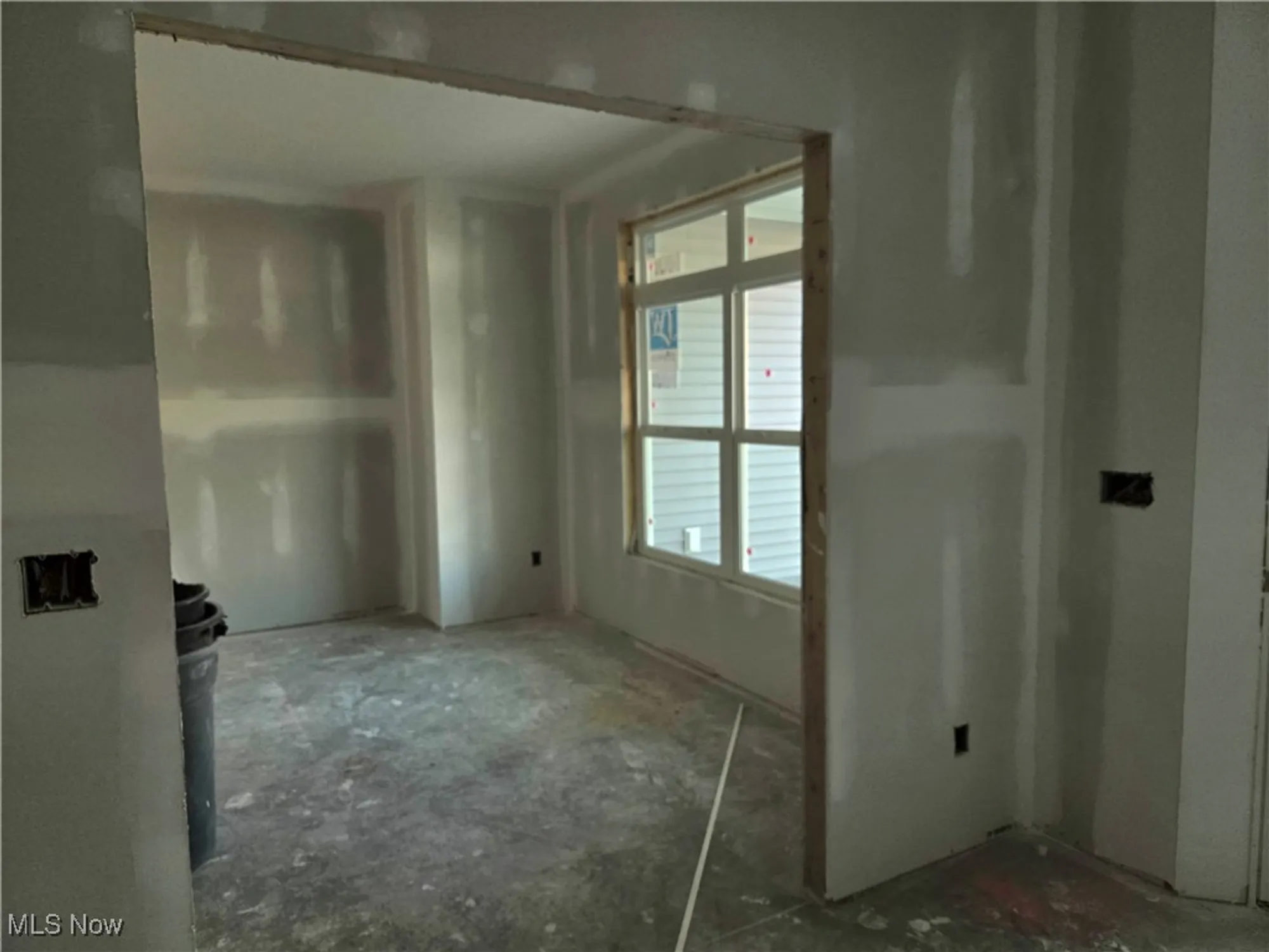 Property Slideshow image 6 of 9 | 4328 evergreen ct # 52, Green, OH, 44720