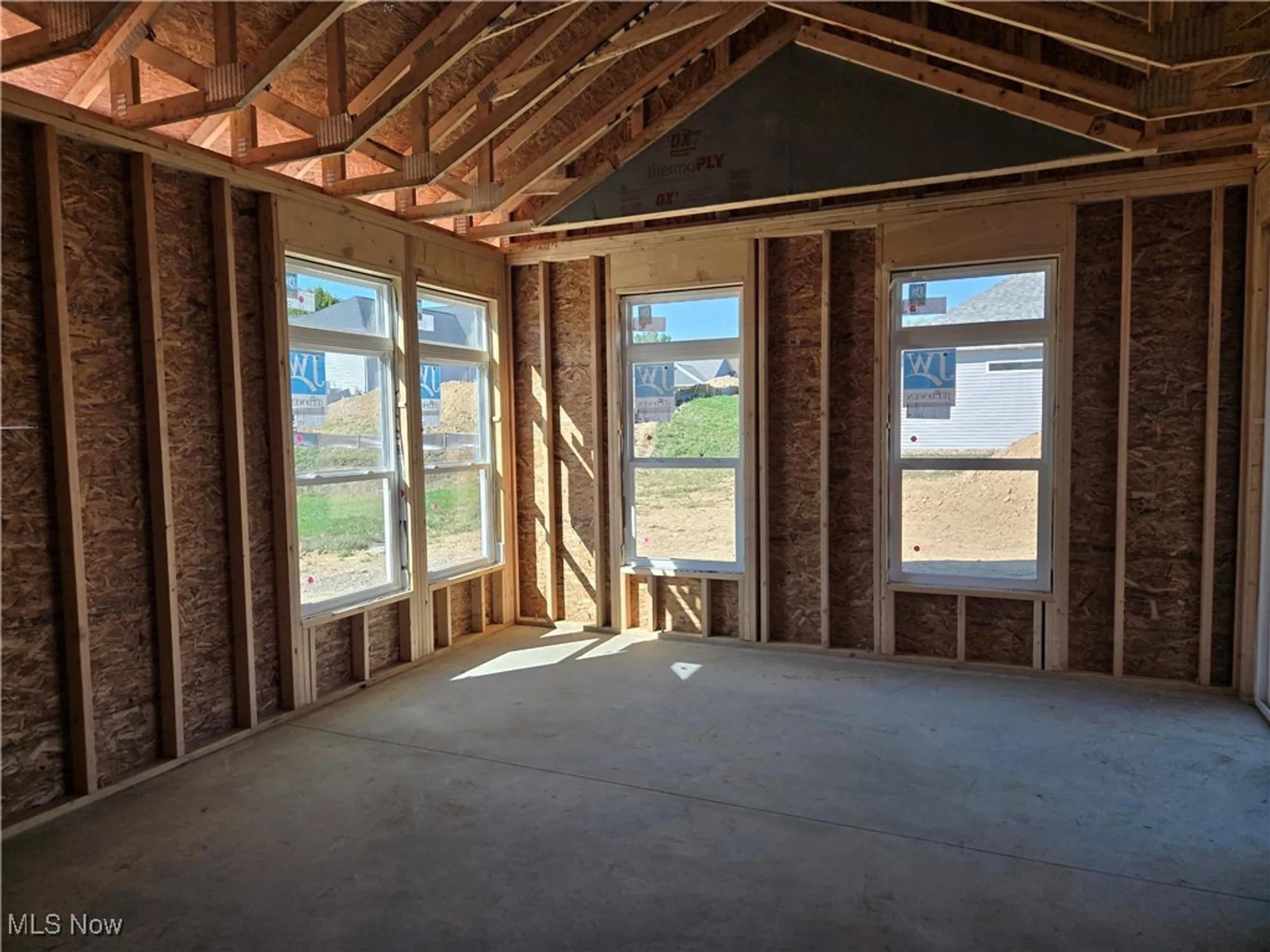 Property Slideshow image 8 of 12 | 4328 evergreen ct # 52, North Canton, OH, 44720