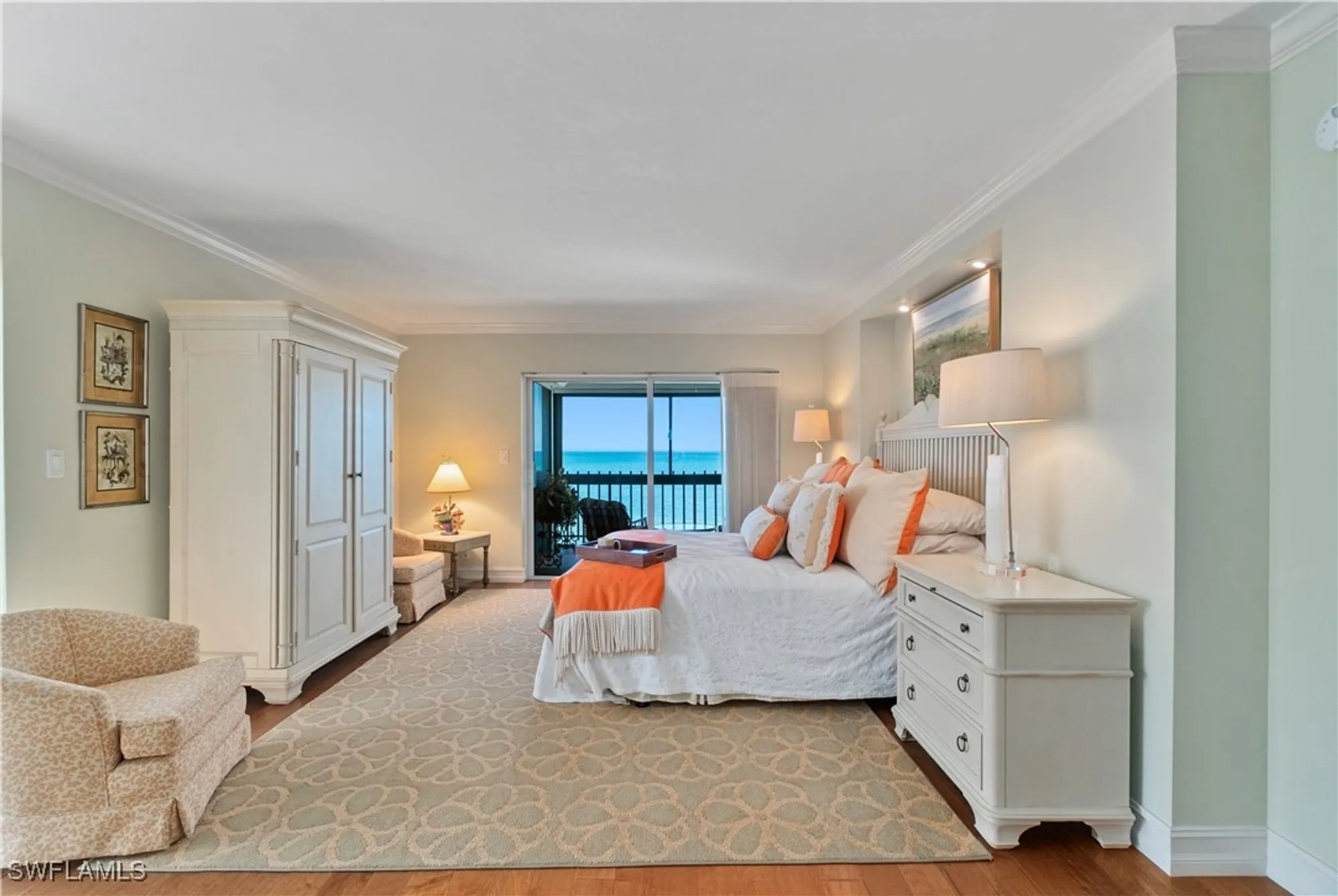 Property Slideshow image 17 of 50 | 3399 gulf shore blvd n ph-south, Naples, FL, 34103