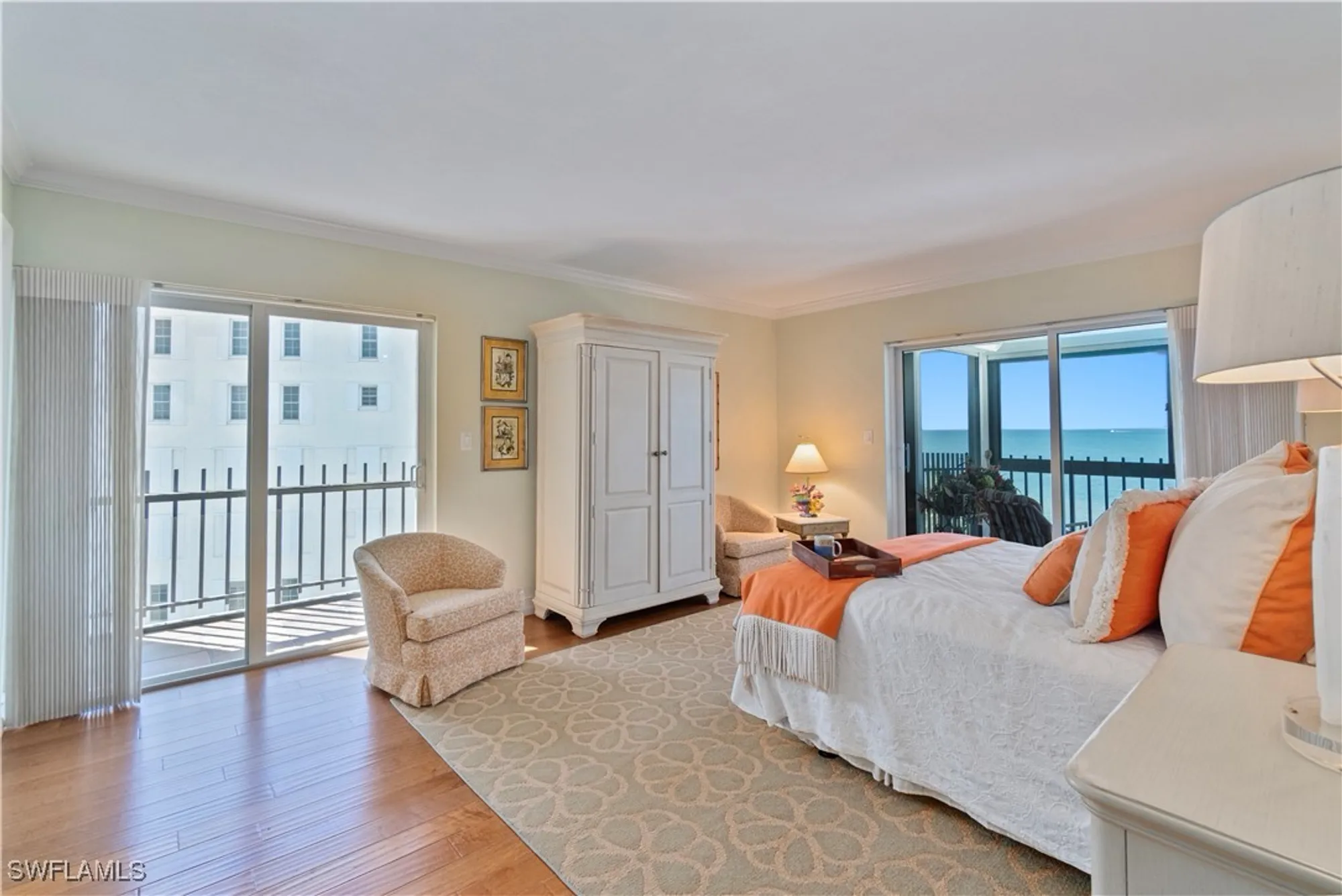 Property Slideshow image 18 of 50 | 3399 gulf shore blvd n ph-south, Naples, FL, 34103