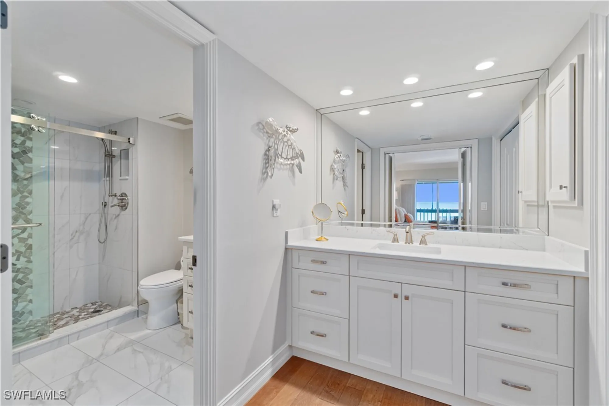 Property Slideshow image 21 of 50 | 3399 gulf shore blvd n ph-south, Naples, FL, 34103