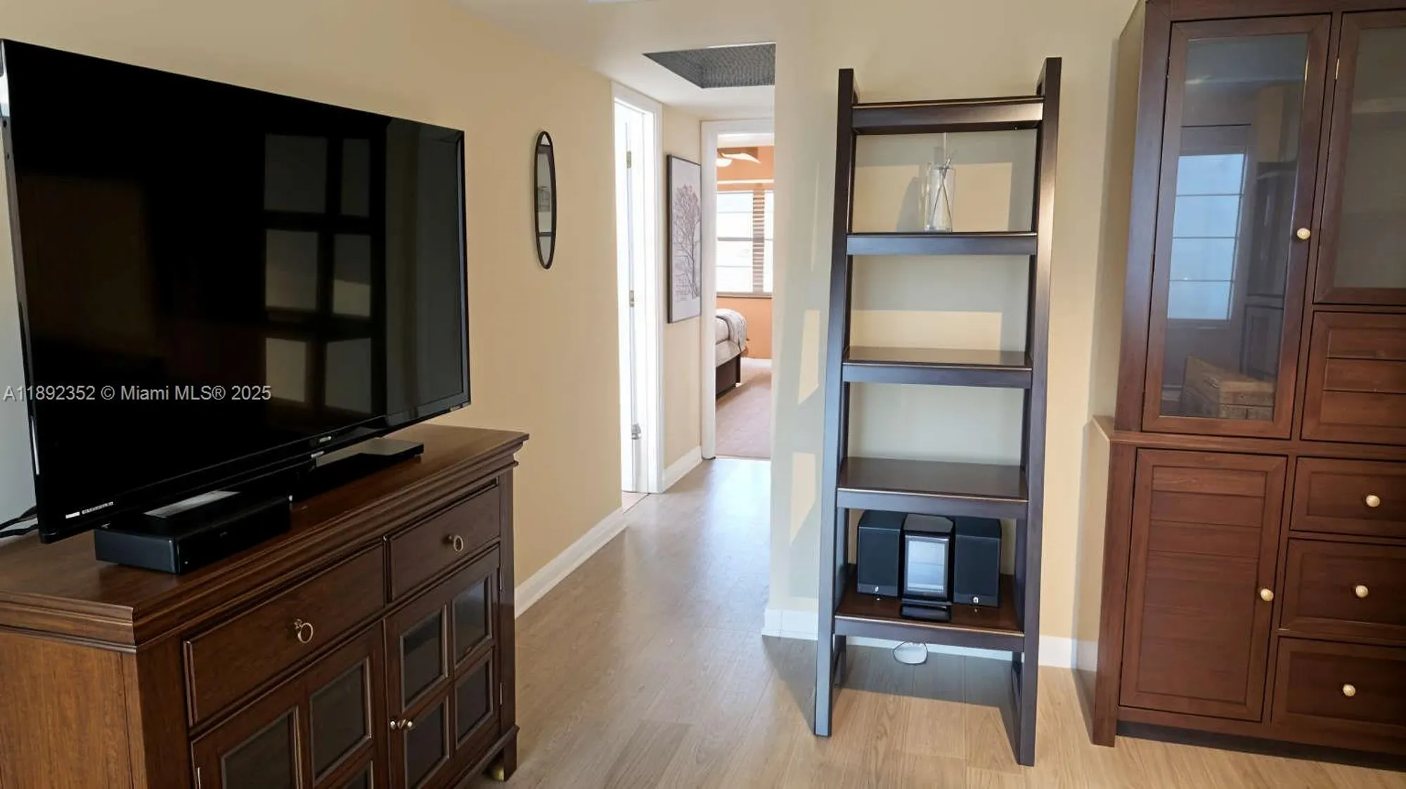 Property Slideshow image 4 of 12 | 1044 harwood d d, Deerfield Beach, FL, 33442