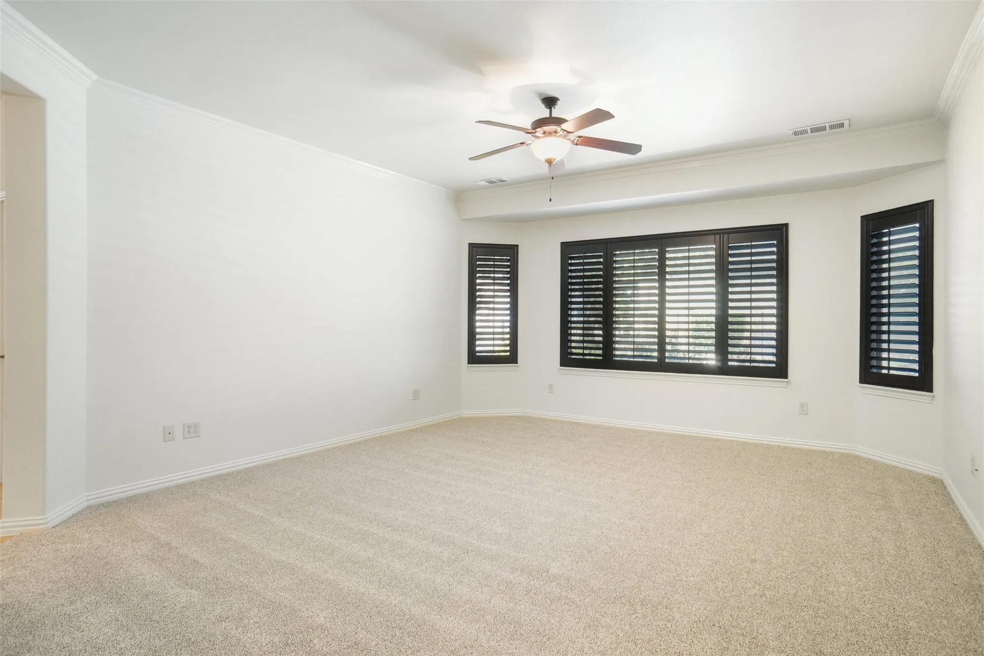 Property Slideshow image 17 of 26 | 11908 clemson dr, Denton, TX, 76207