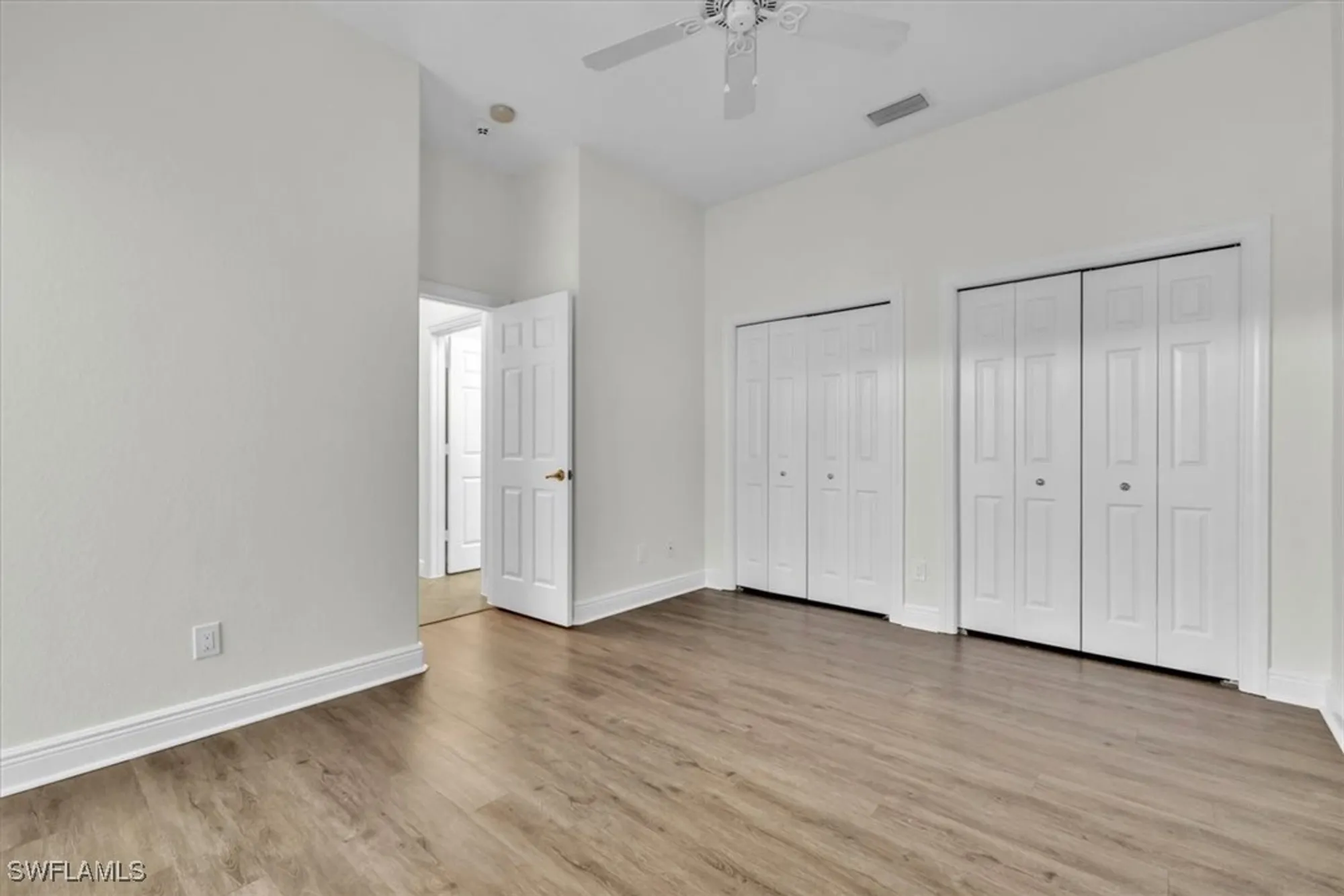 Property Slideshow image 25 of 50 | 837 vistana cir # 20, Naples, FL, 34119