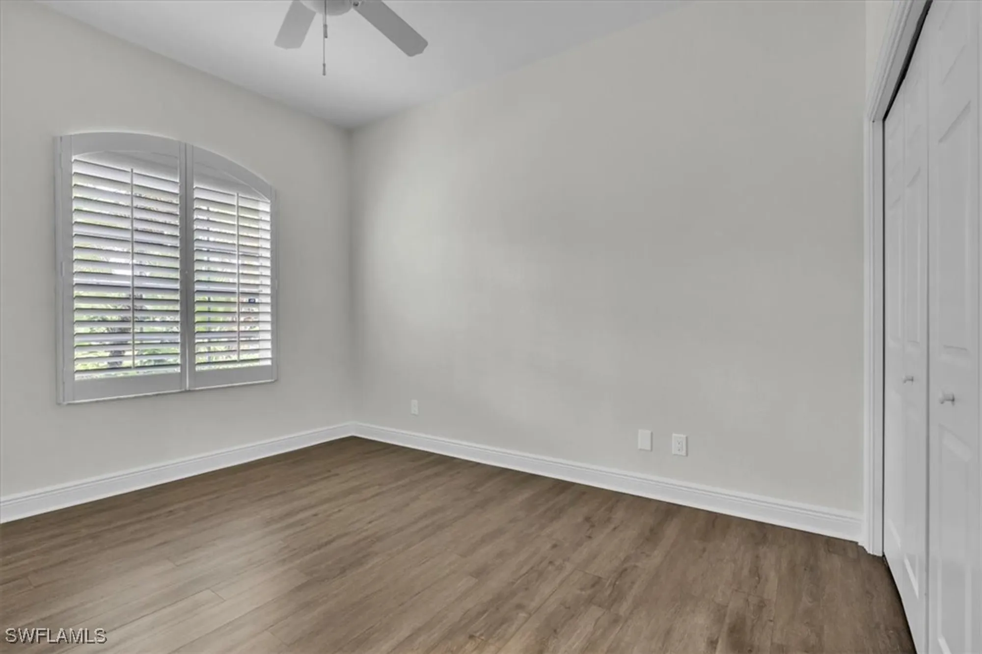 Property Slideshow image 27 of 50 | 837 vistana cir # 20, Naples, FL, 34119