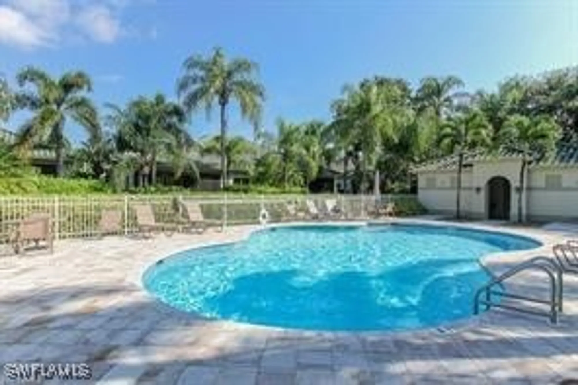 Property Slideshow image 38 of 50 | 837 vistana cir # 20, Naples, FL, 34119