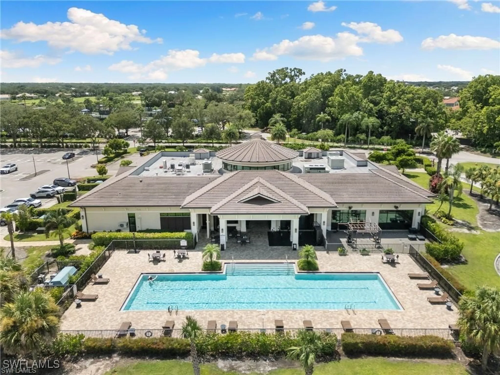 Property Slideshow image 40 of 50 | 837 vistana cir # 20, Naples, FL, 34119