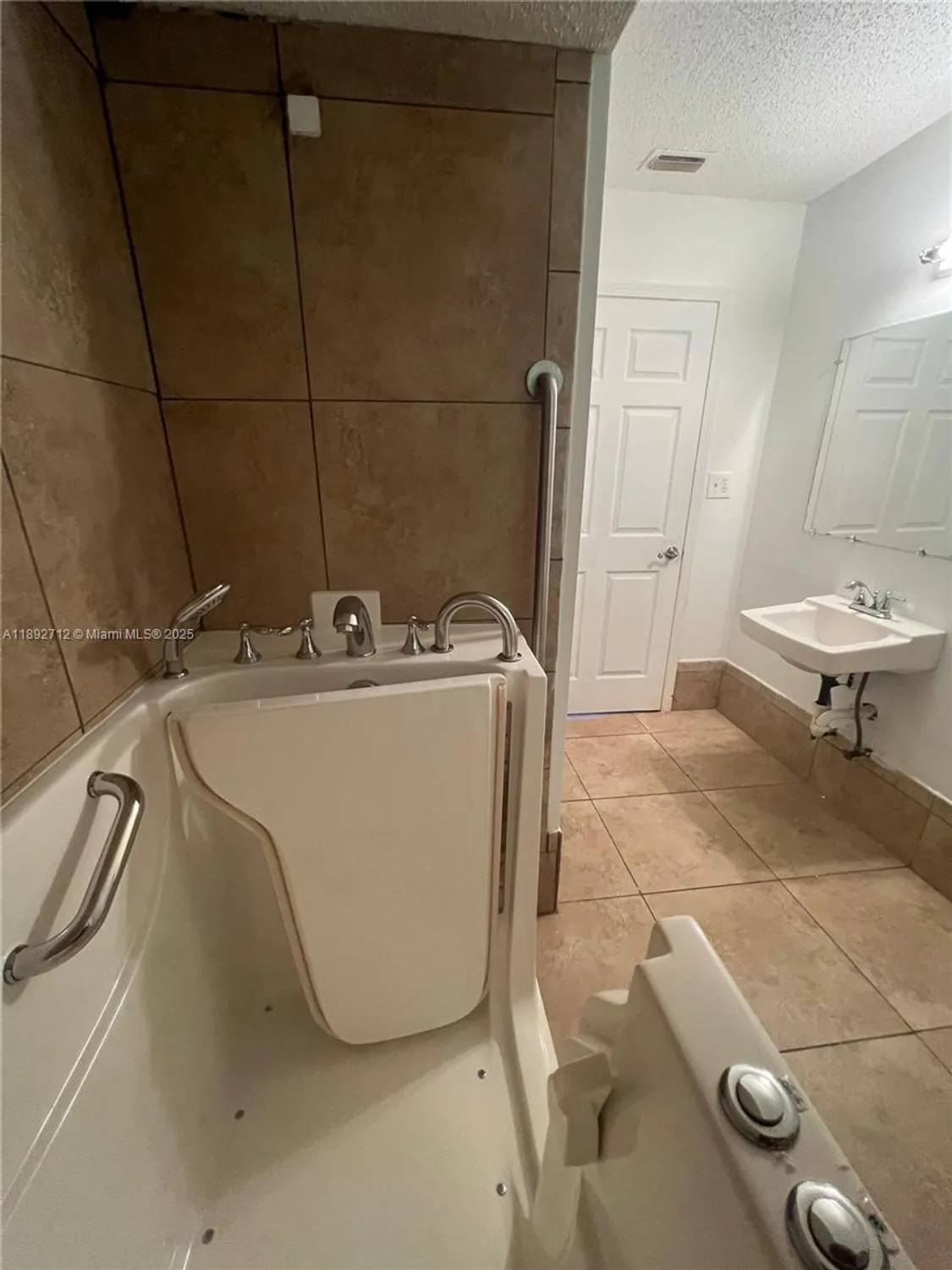 Property Slideshow image 23 of 25 | 8935 sw 104th pl, Ocala, FL, 34481