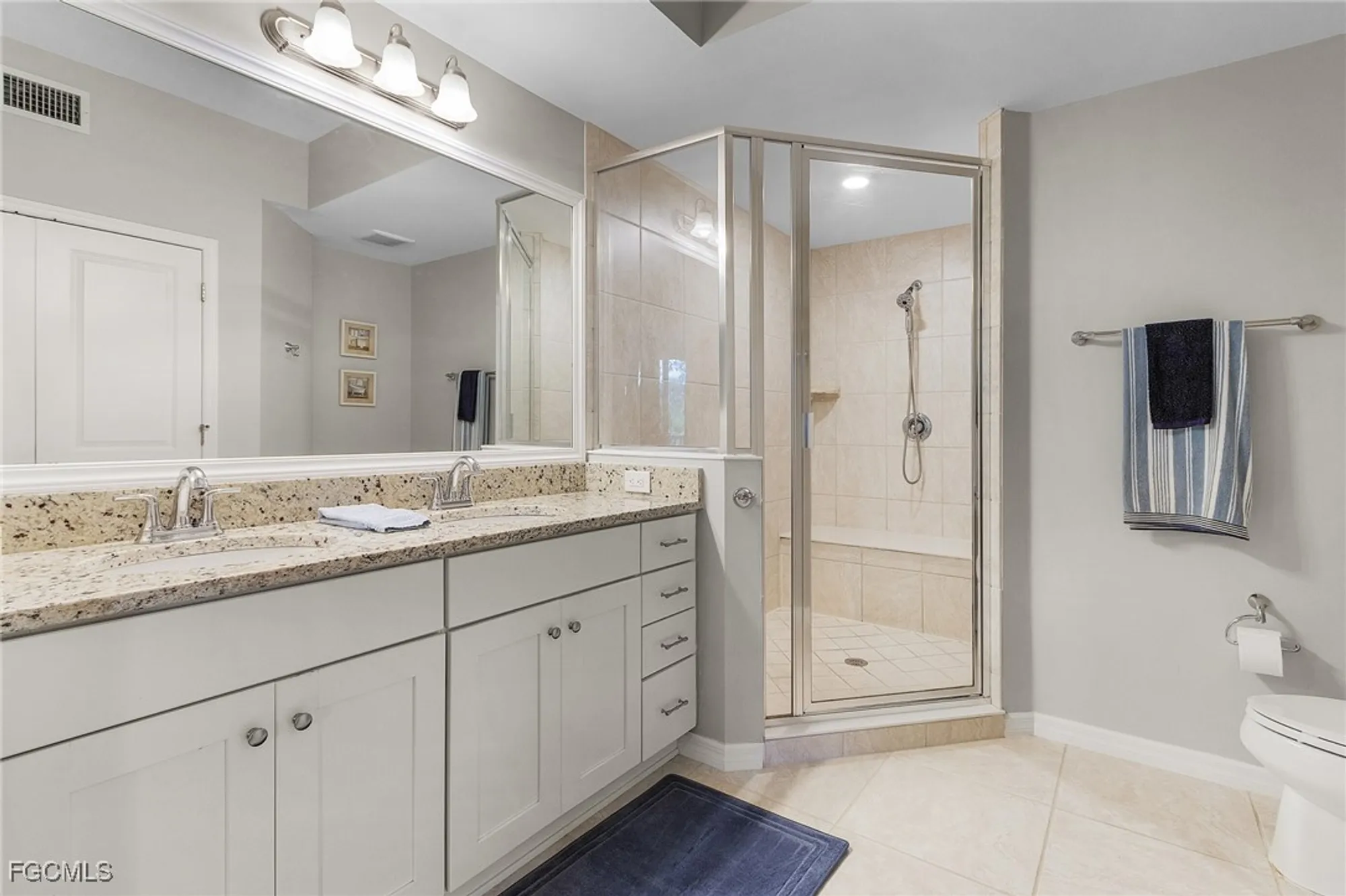 Property Slideshow image 13 of 40 | 10791 palazzo way 301, Fort Myers, FL, 33913