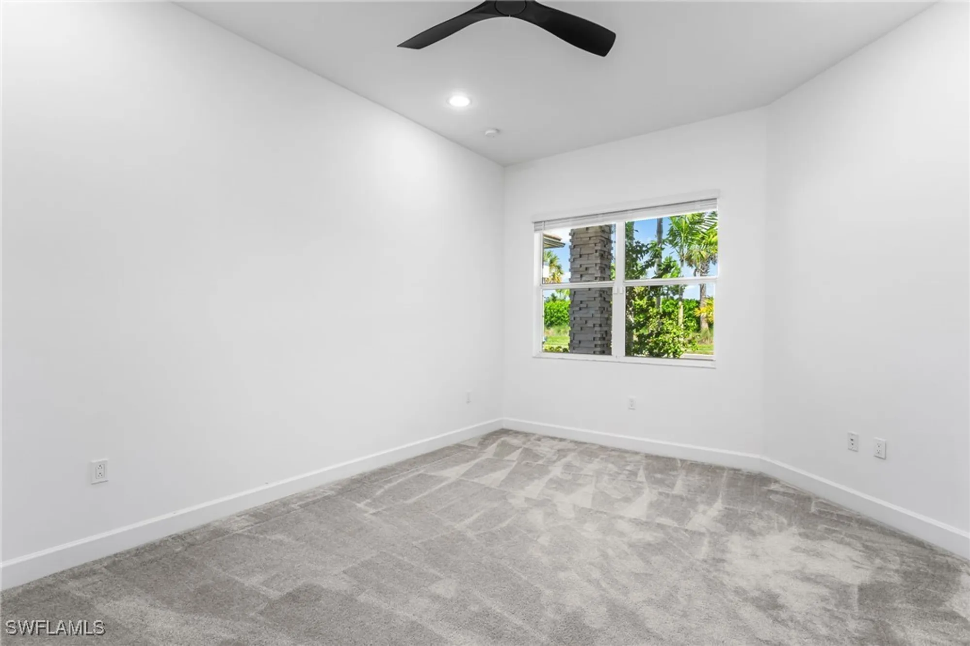 Property Slideshow image 24 of 46 | 11851 hydrangea pl, Naples, FL, 34120