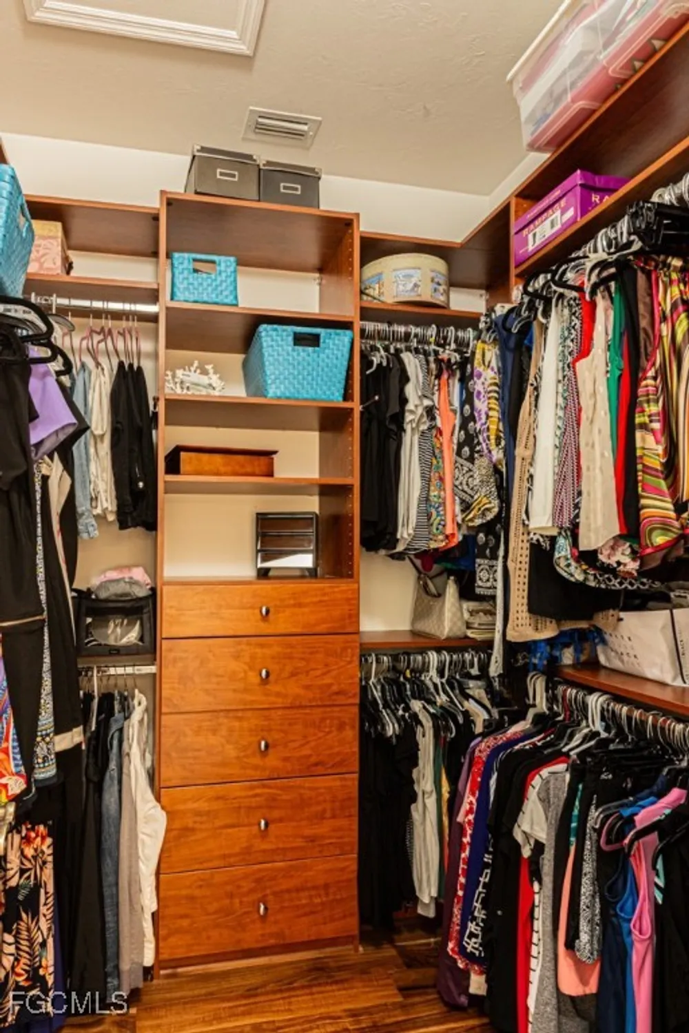 Property Slideshow image 16 of 36 | 10553 avila cir, Fort Myers, FL, 33913