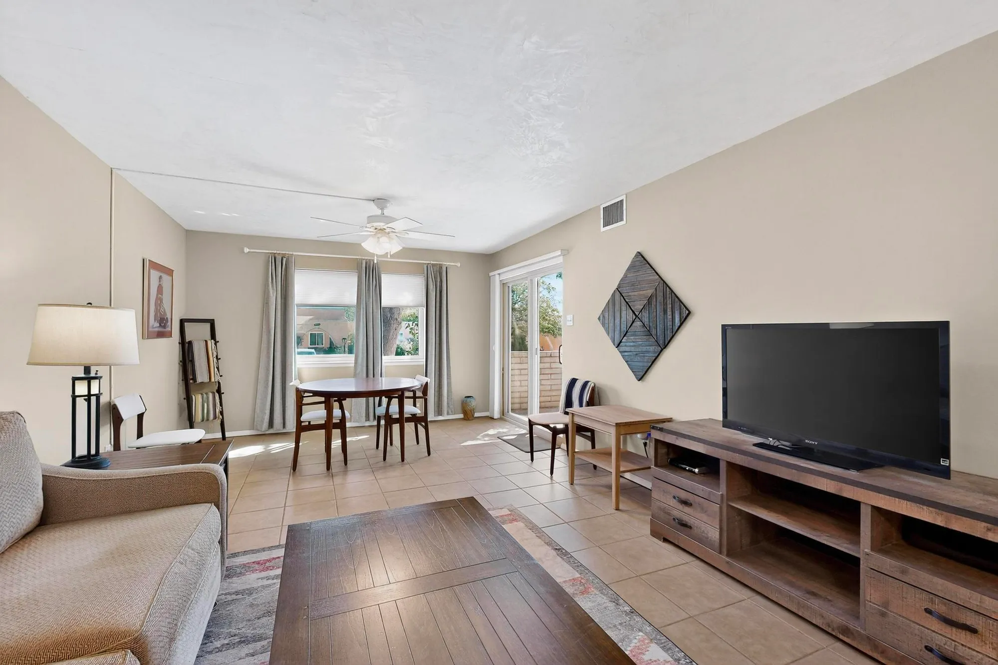 Property Slideshow image 10 of 41 | 1344 grande blvd d, Rio Rancho, NM, 87124