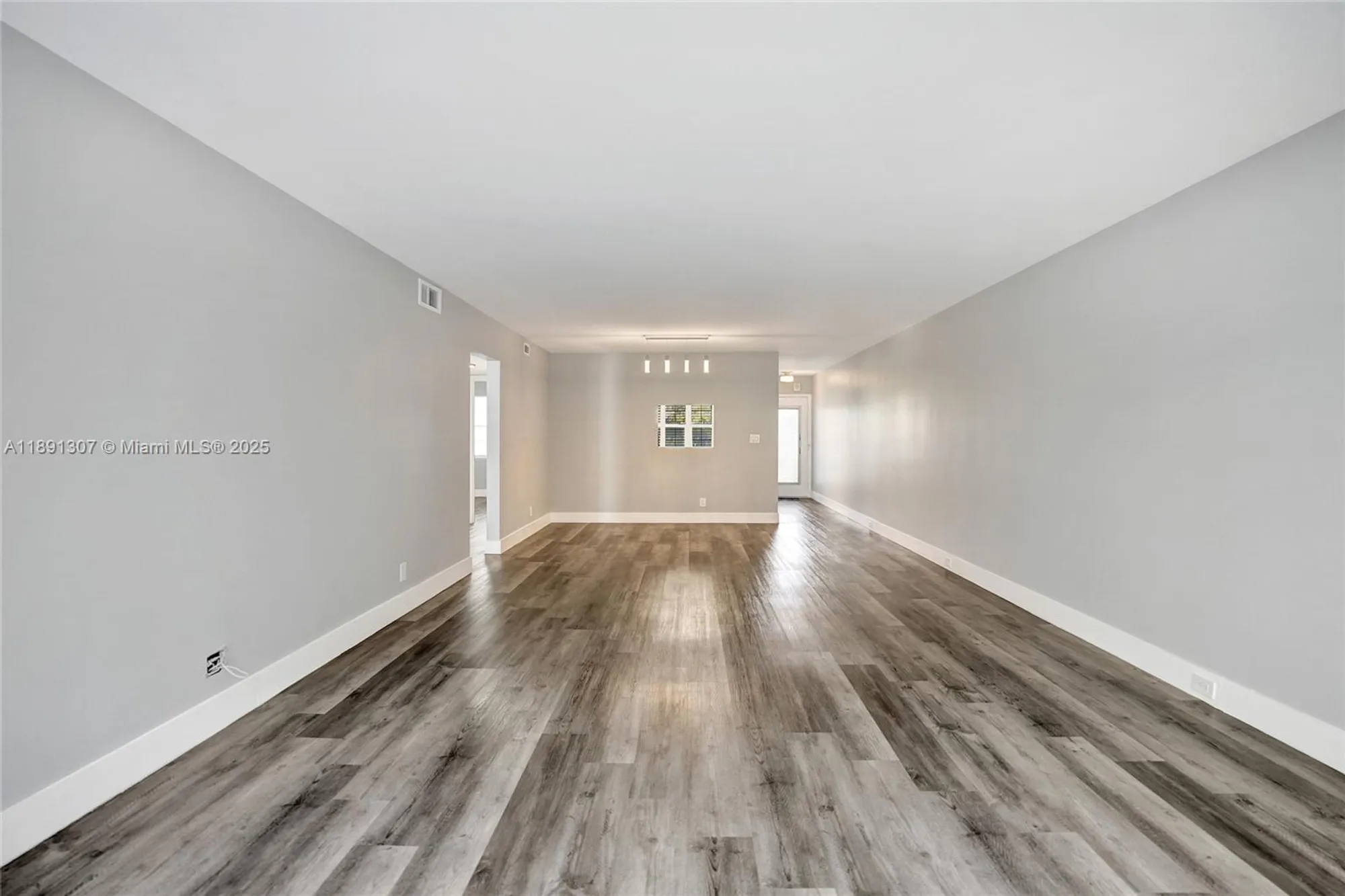 Property Slideshow image 16 of 72 | 3001 portofino isle k2, Coconut Creek, FL, 33066