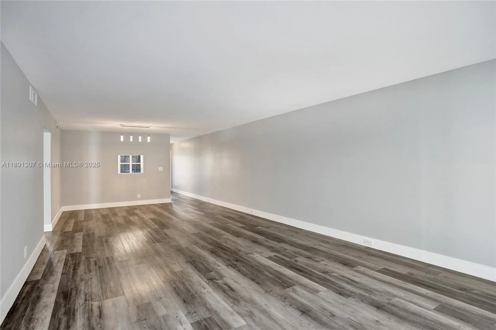 Property Slideshow image 17 of 72 | 3001 portofino isle k2, Coconut Creek, FL, 33066